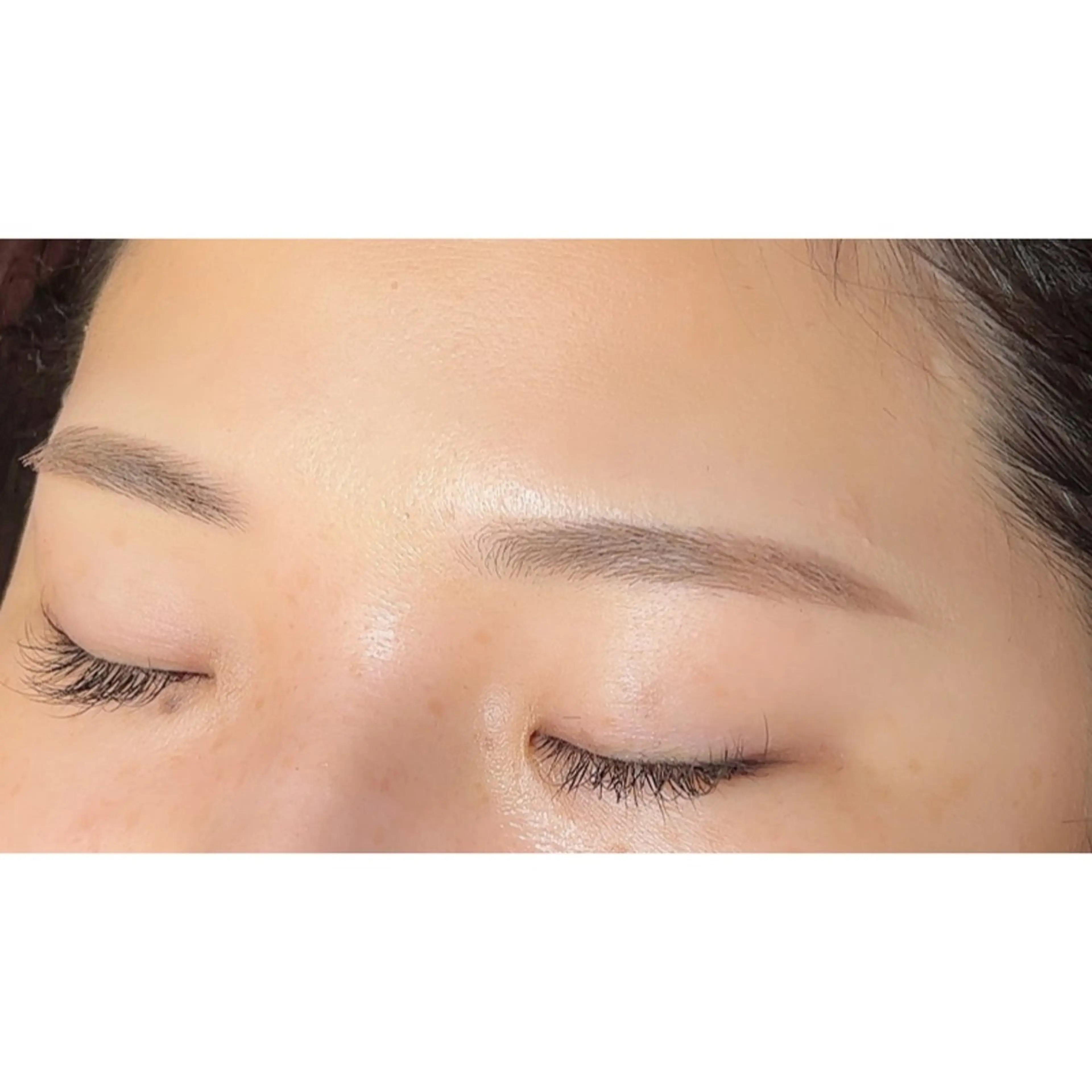 アイブロウ ワックス脱毛 ena Chinatsuの眉毛・アイブロウイメージ