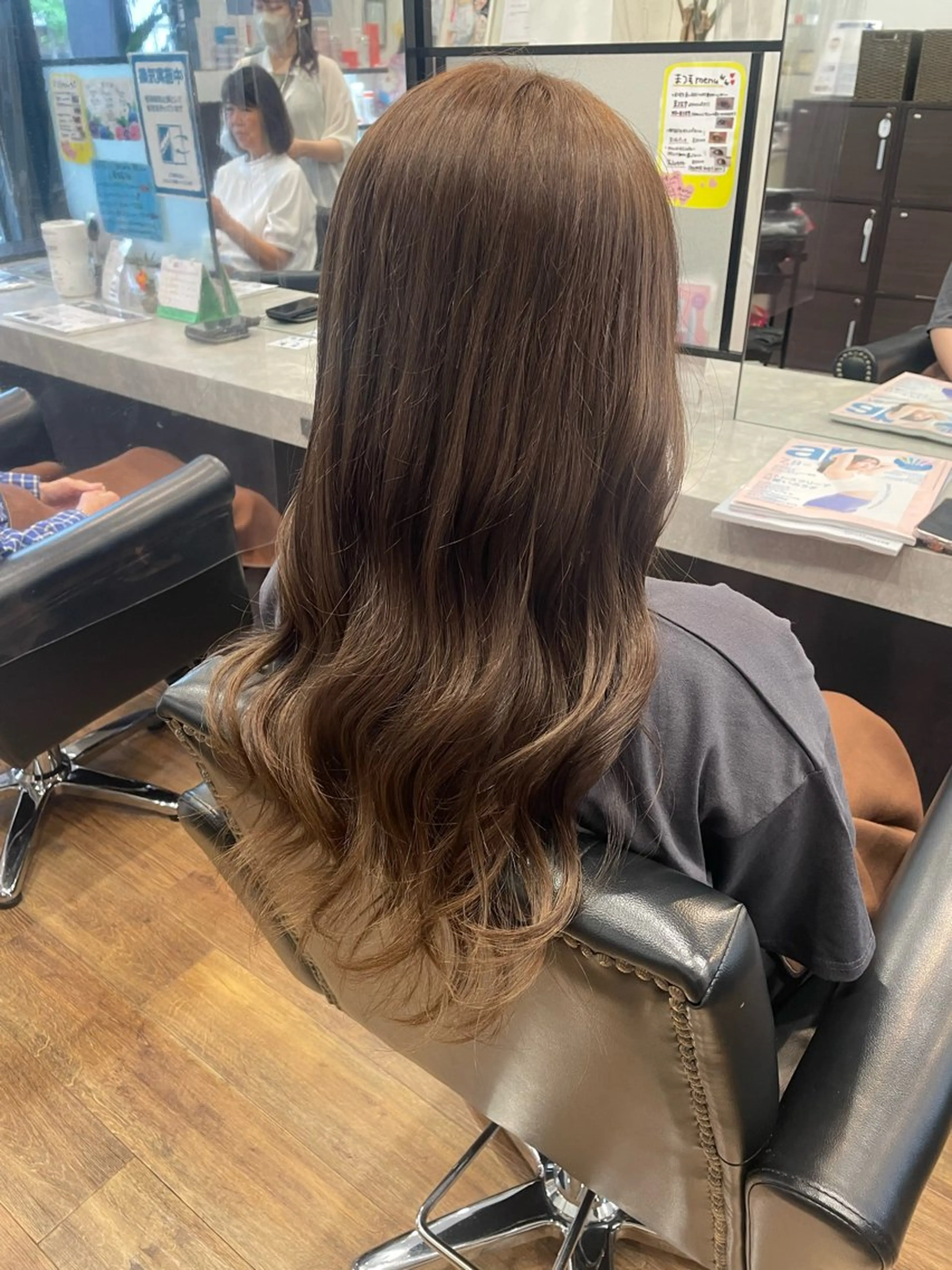 ロング カラー ベージュカラー ブリーチ ブリーチなしカラー 成瀬 妃生路のヘアスタイル