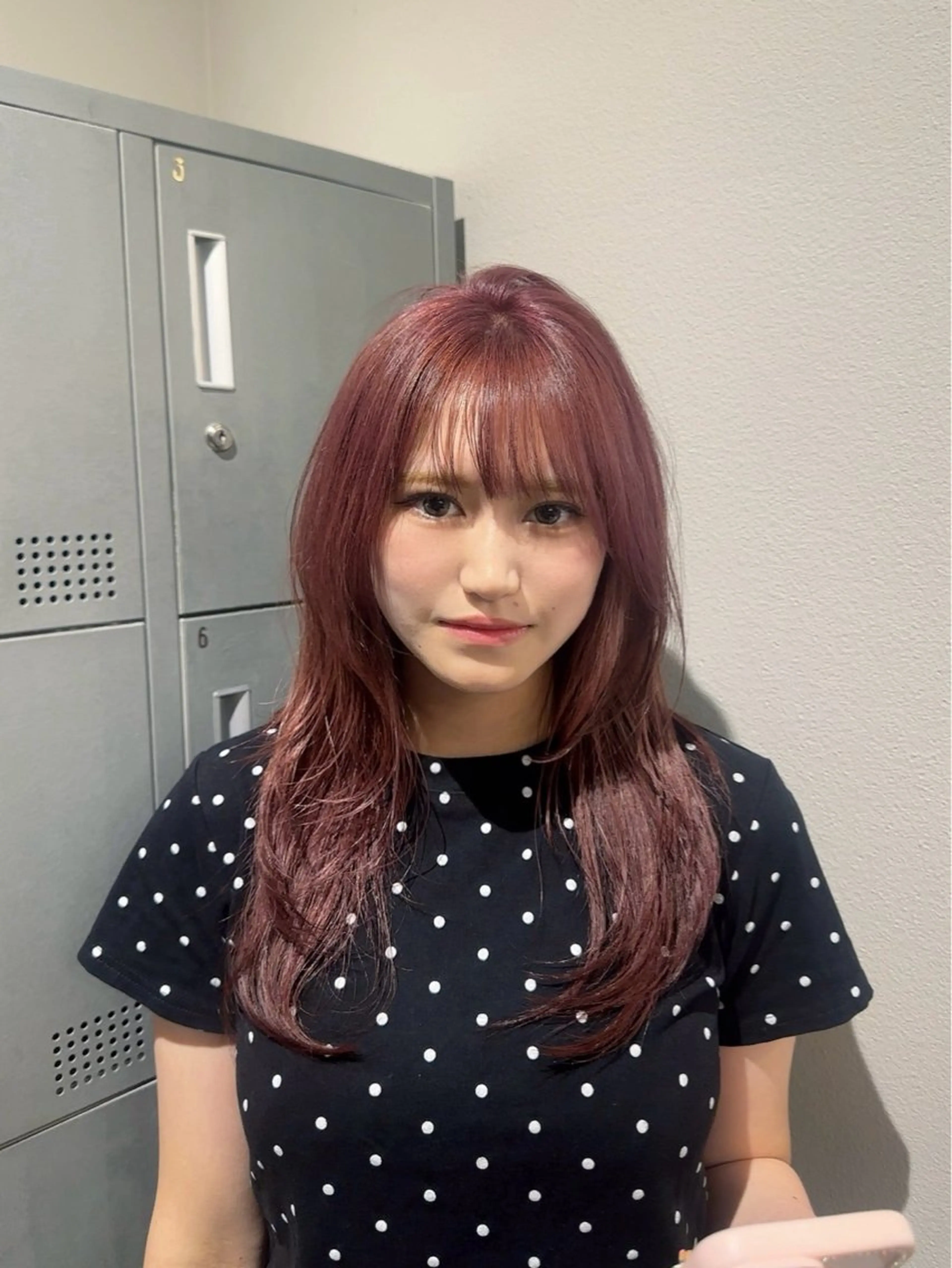 ロング ヘアカラー 透け感オリーブ/レイ ヤーカット/KaHoのヘアスタイル