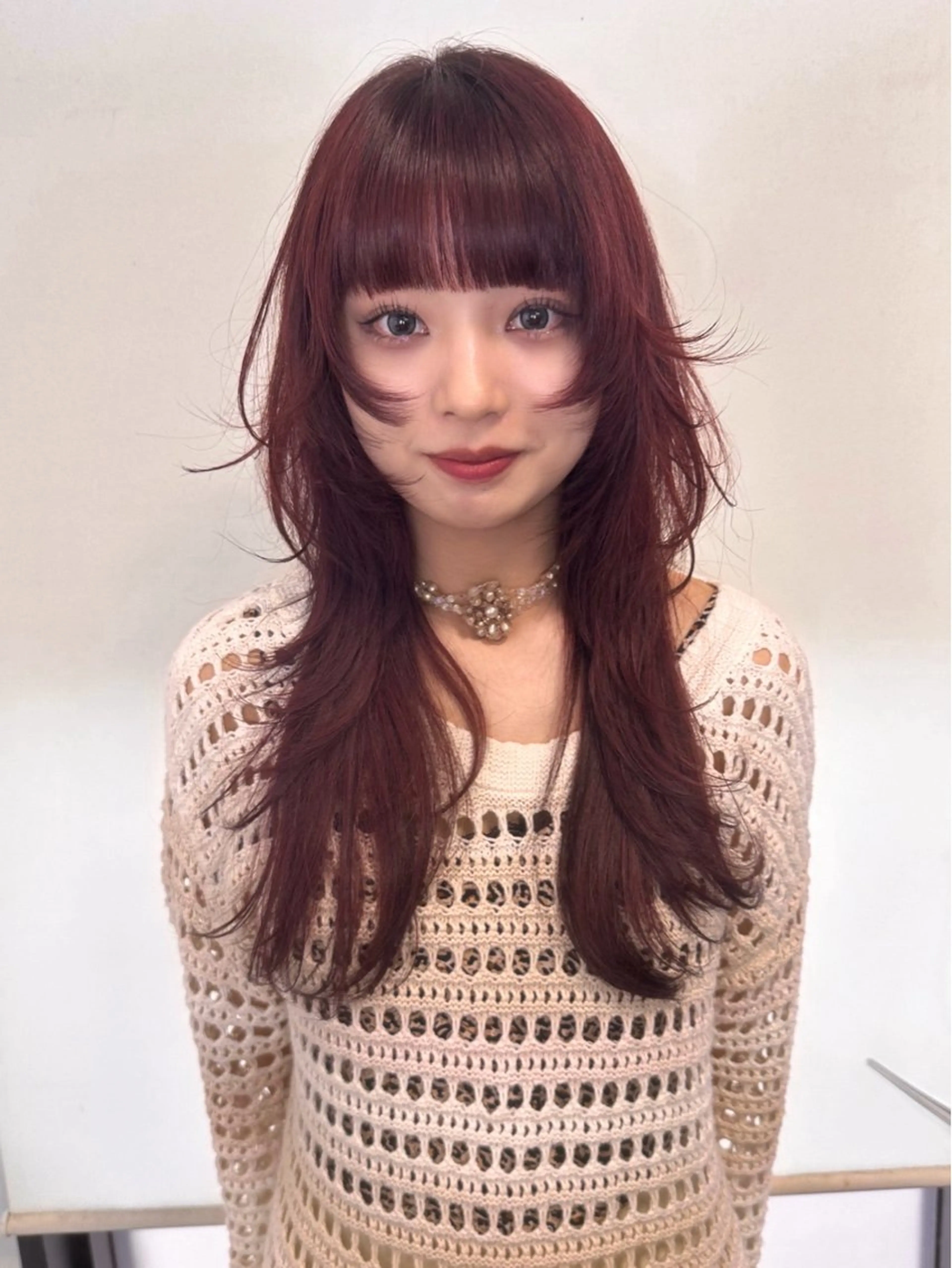 ロング カラー ロングレイヤー レッドカラー レイヤーカット ロング カット ヘアカラー トリートメント ブリーチカラー🫧 森　凪沙のヘアスタイル
