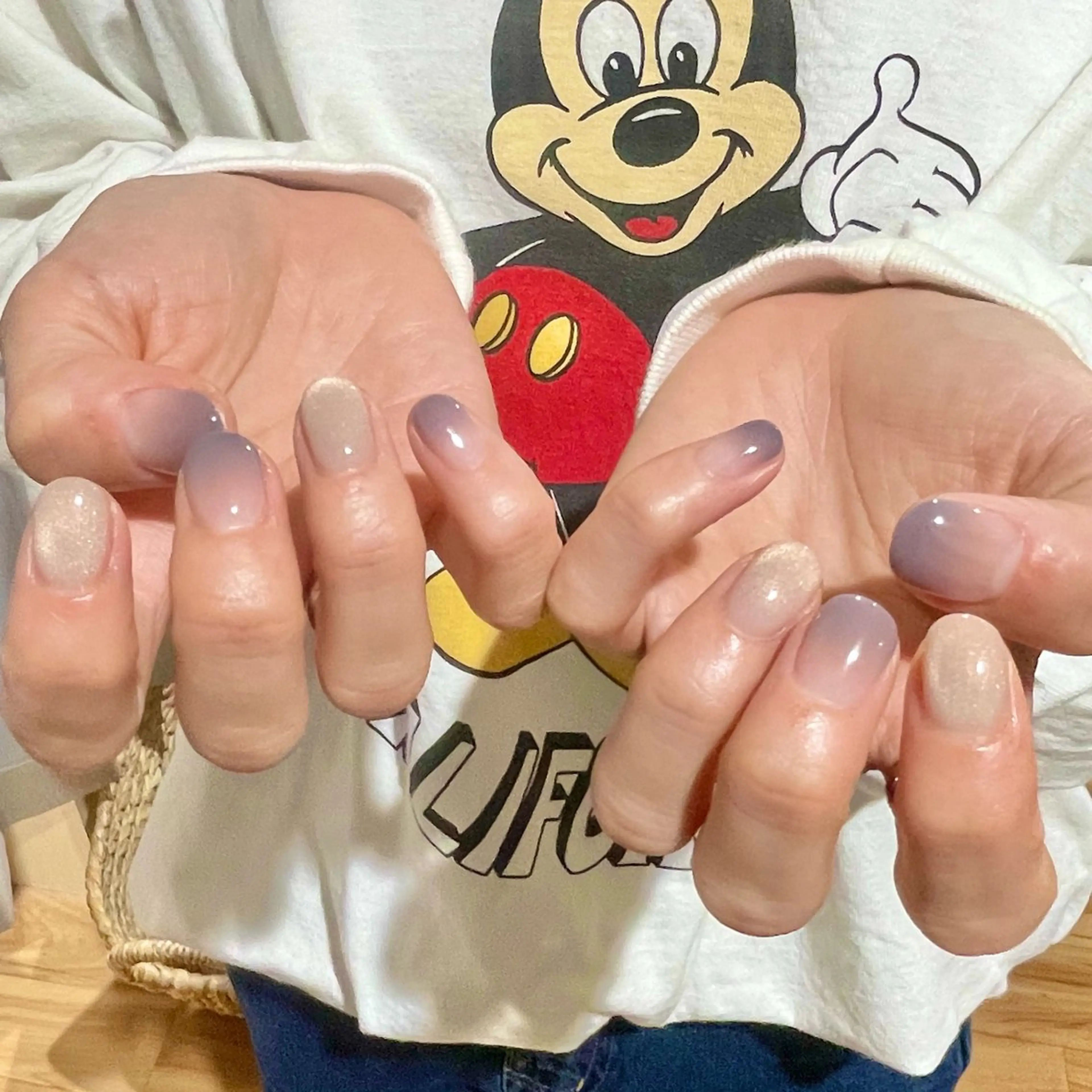 ミディアム ハンドネイル LUANA 〜Eyelash&Nail〜所属・長崎 真帆のネイルデザイン