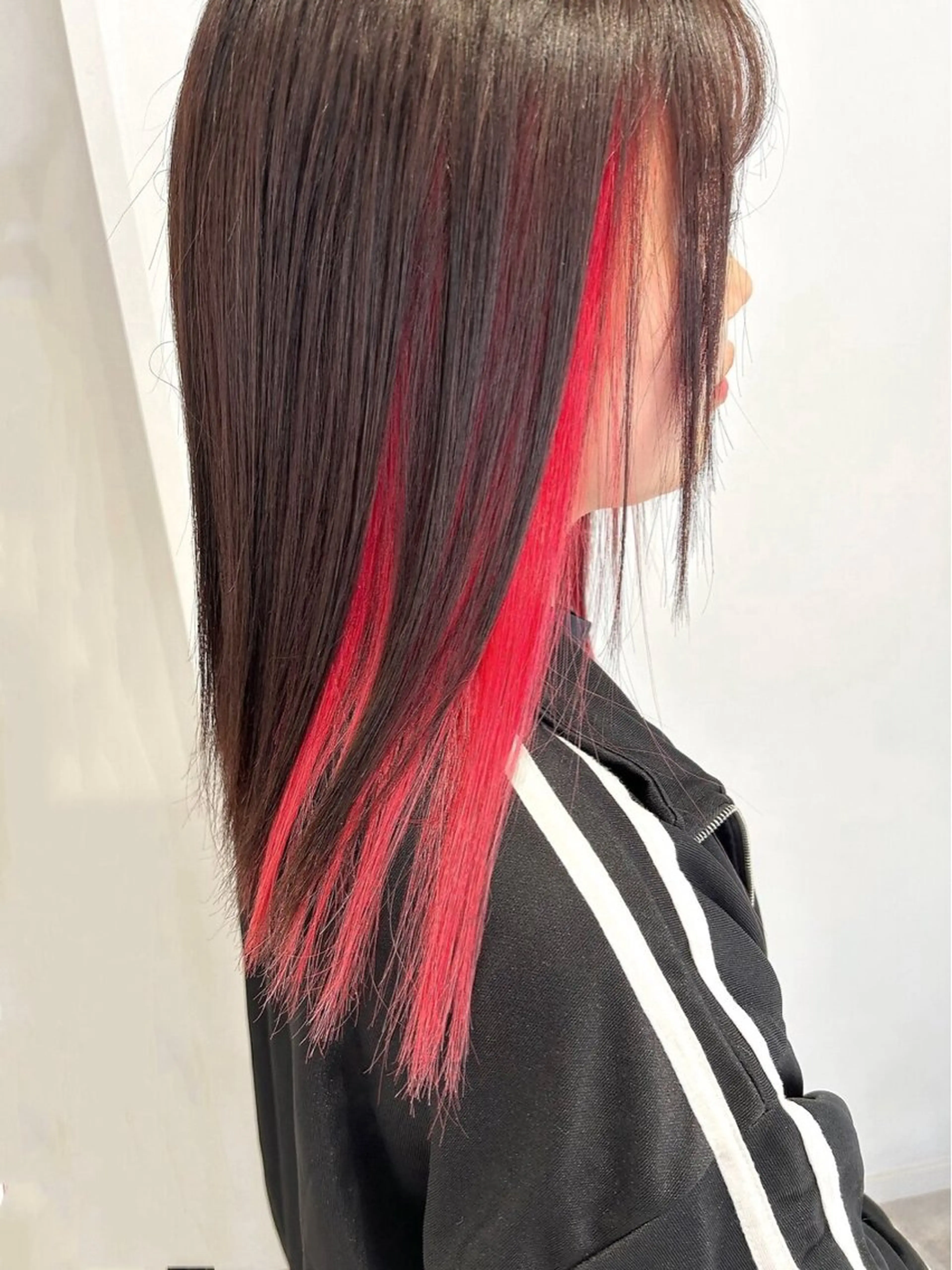 ロング カラー ブリーチ 髪質改善 カット ヘアカラー 髪質改善✨透明感カラ ー🌈シエルブルーのヘアスタイル