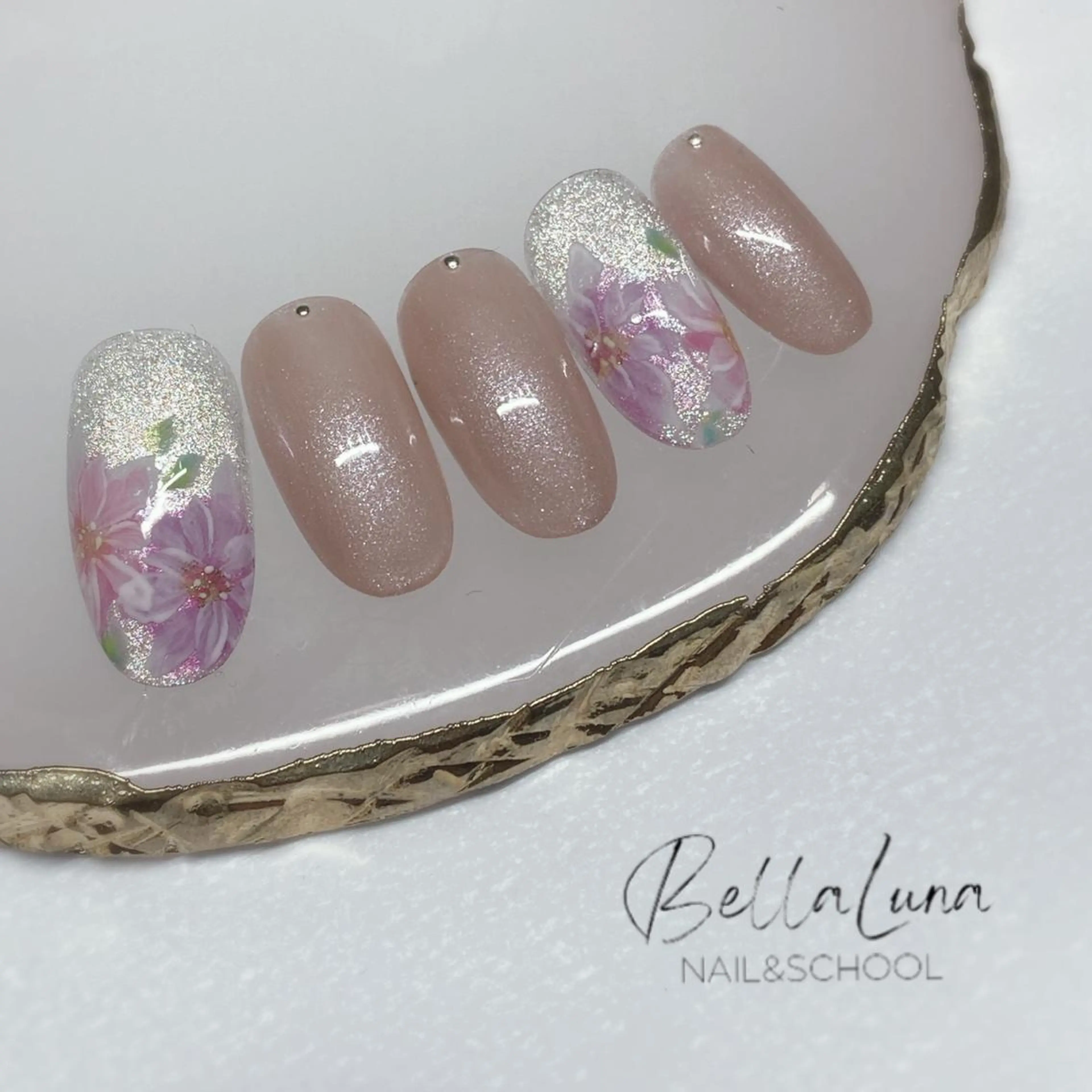 ネイル BellaLuna NAILのネイルデザイン
