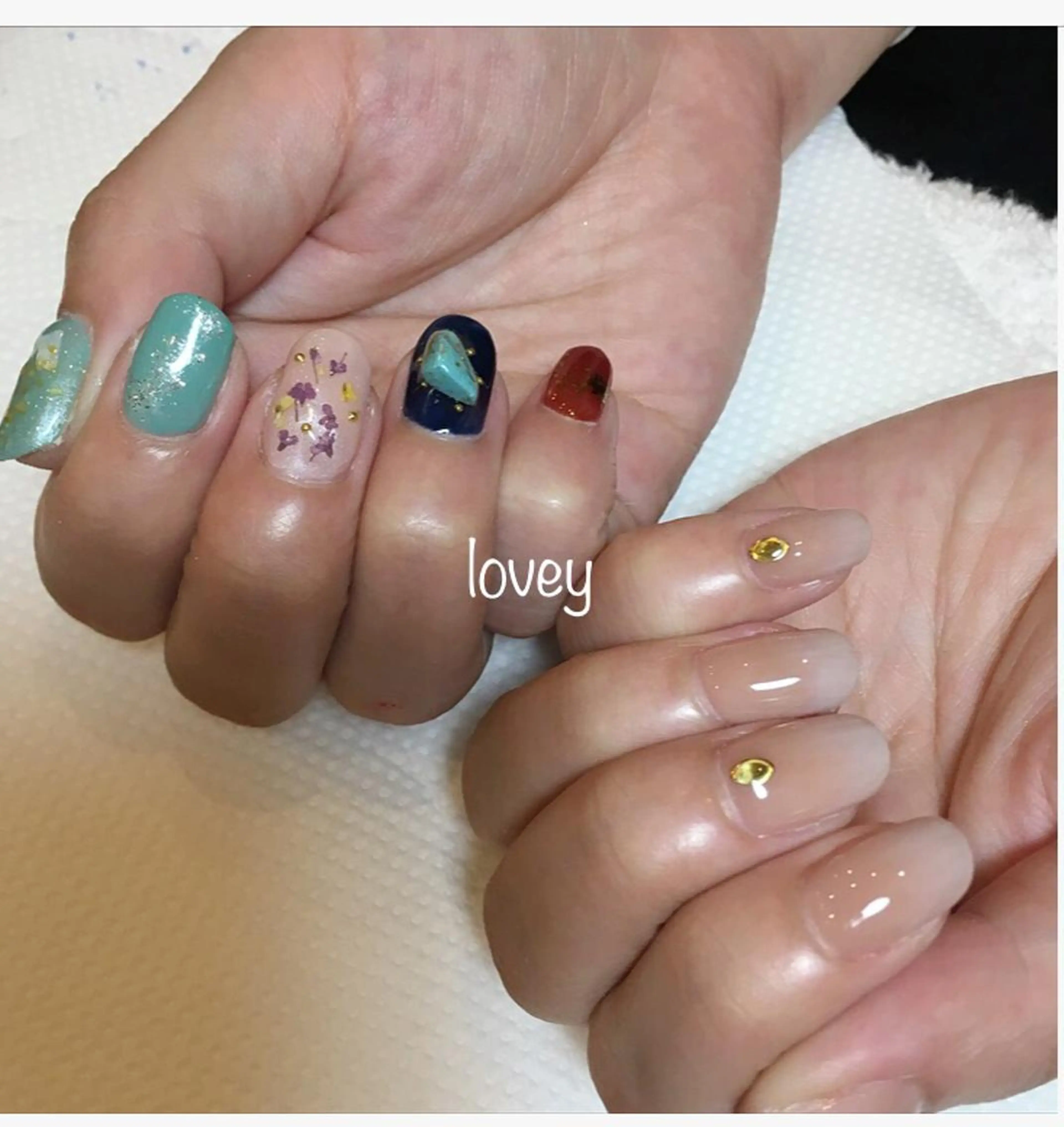 ネイル プライベートサロン loveyのネイルデザイン