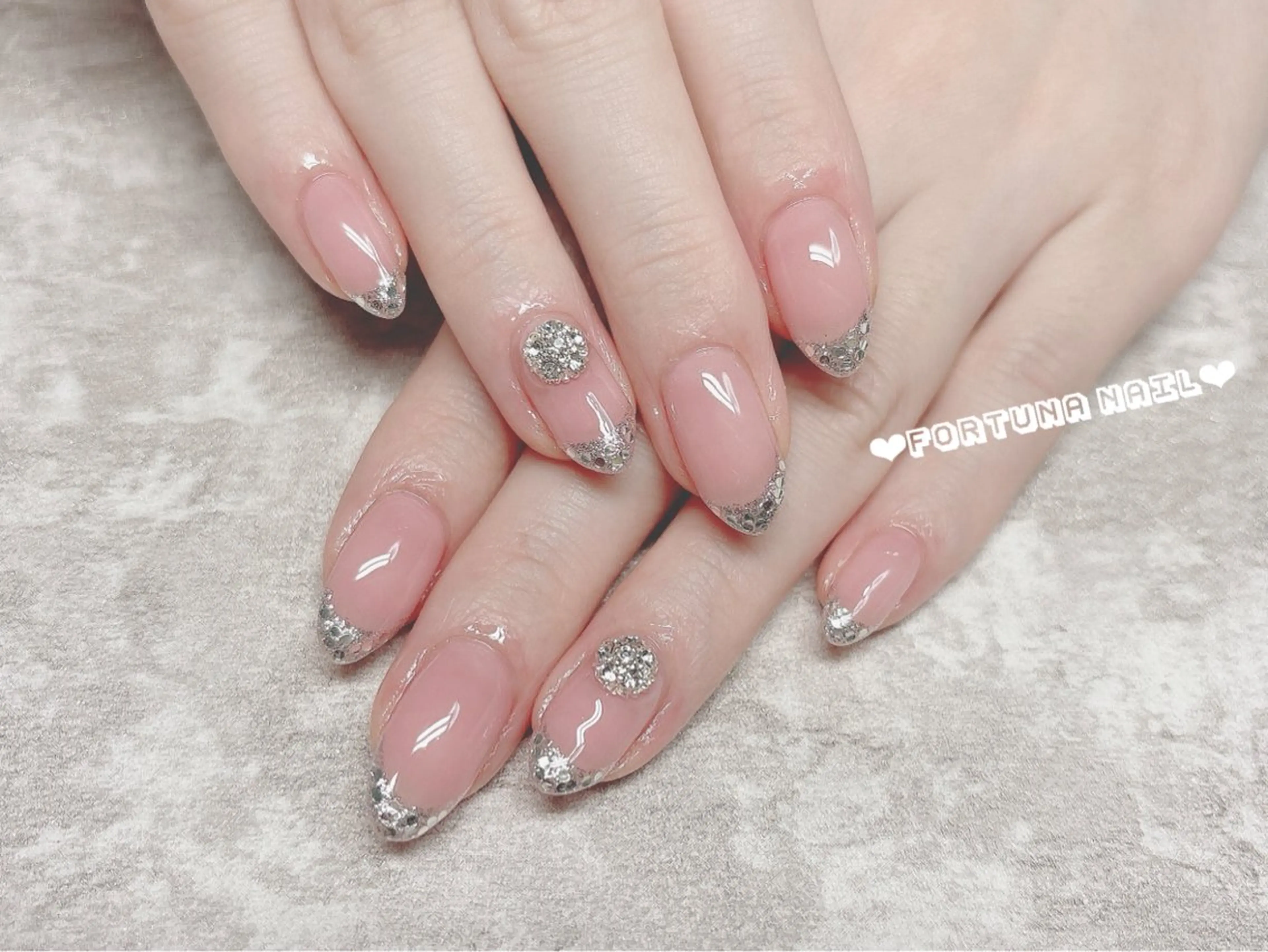 ネイル ハンドネイル ハンドケア Nail •Head スパFortunaのネイルデザイン