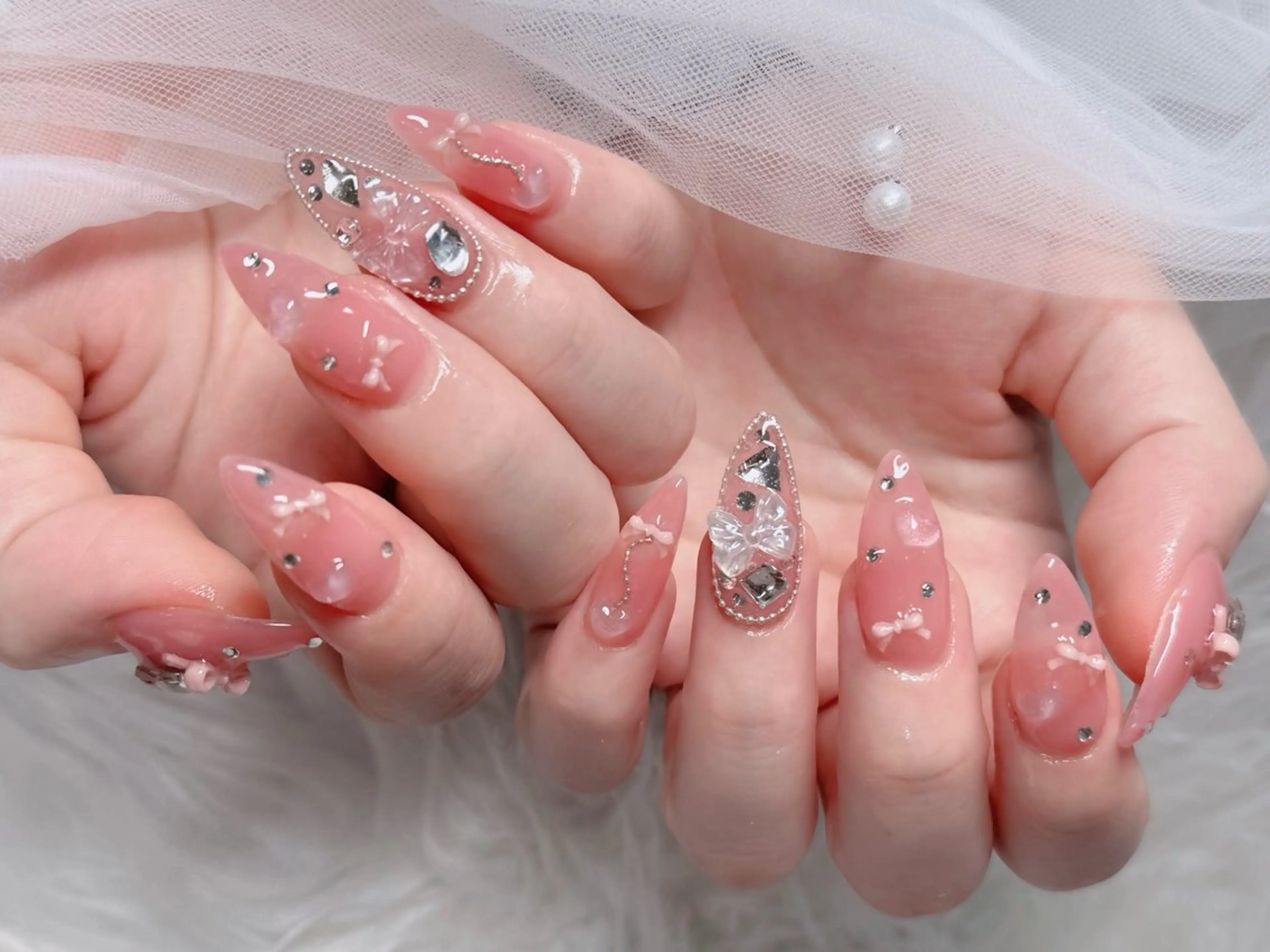 ネイル アートネイル ボルドー フレンチネイル ジェルネイル 氷ネイル・うるうるネイル ハンドネイル H.baby Nail Salonのネイルデザイン