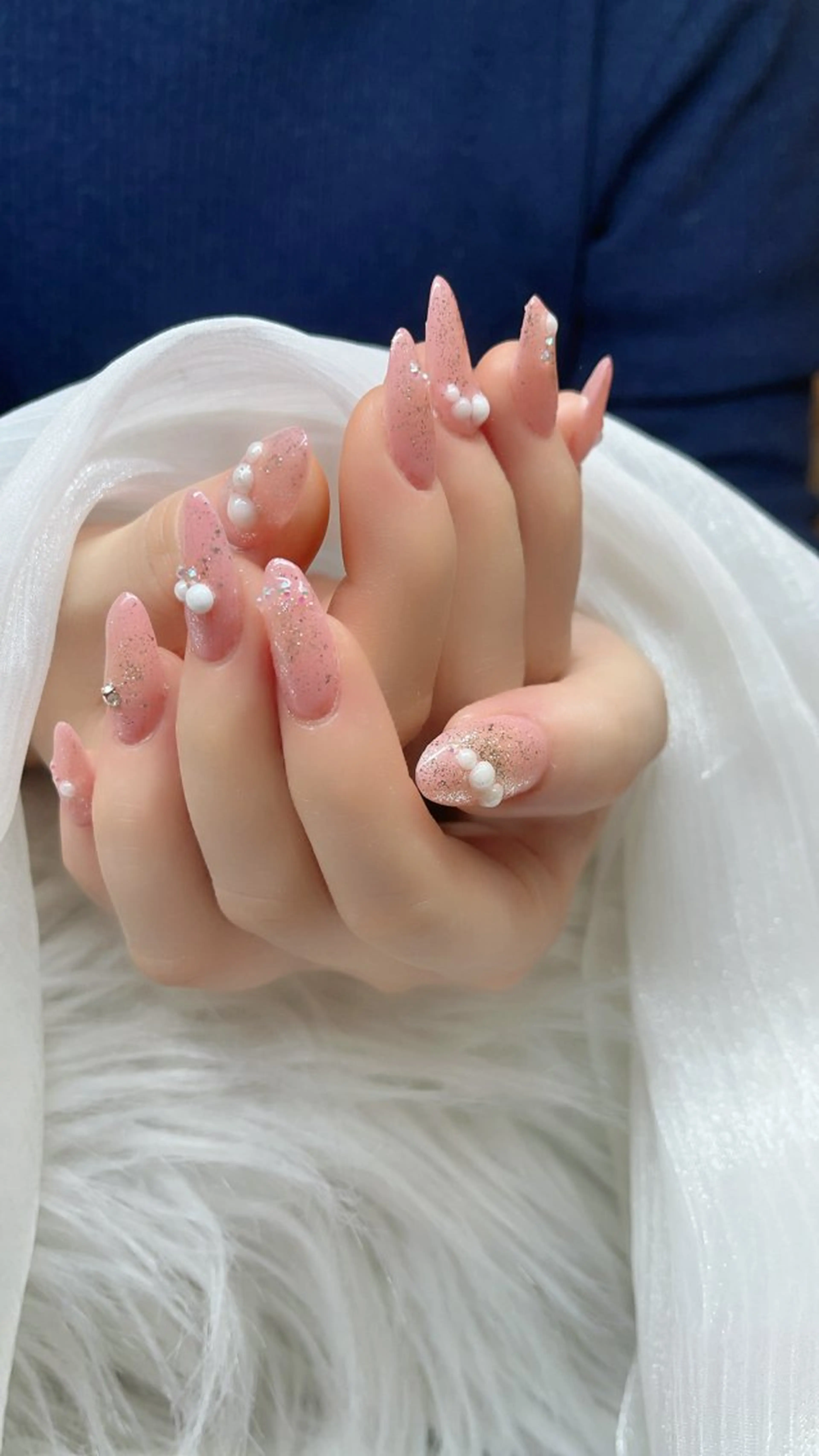 ネイル ゆり愛❤️ラツシユ AURAのマツエク・マツパデザイン