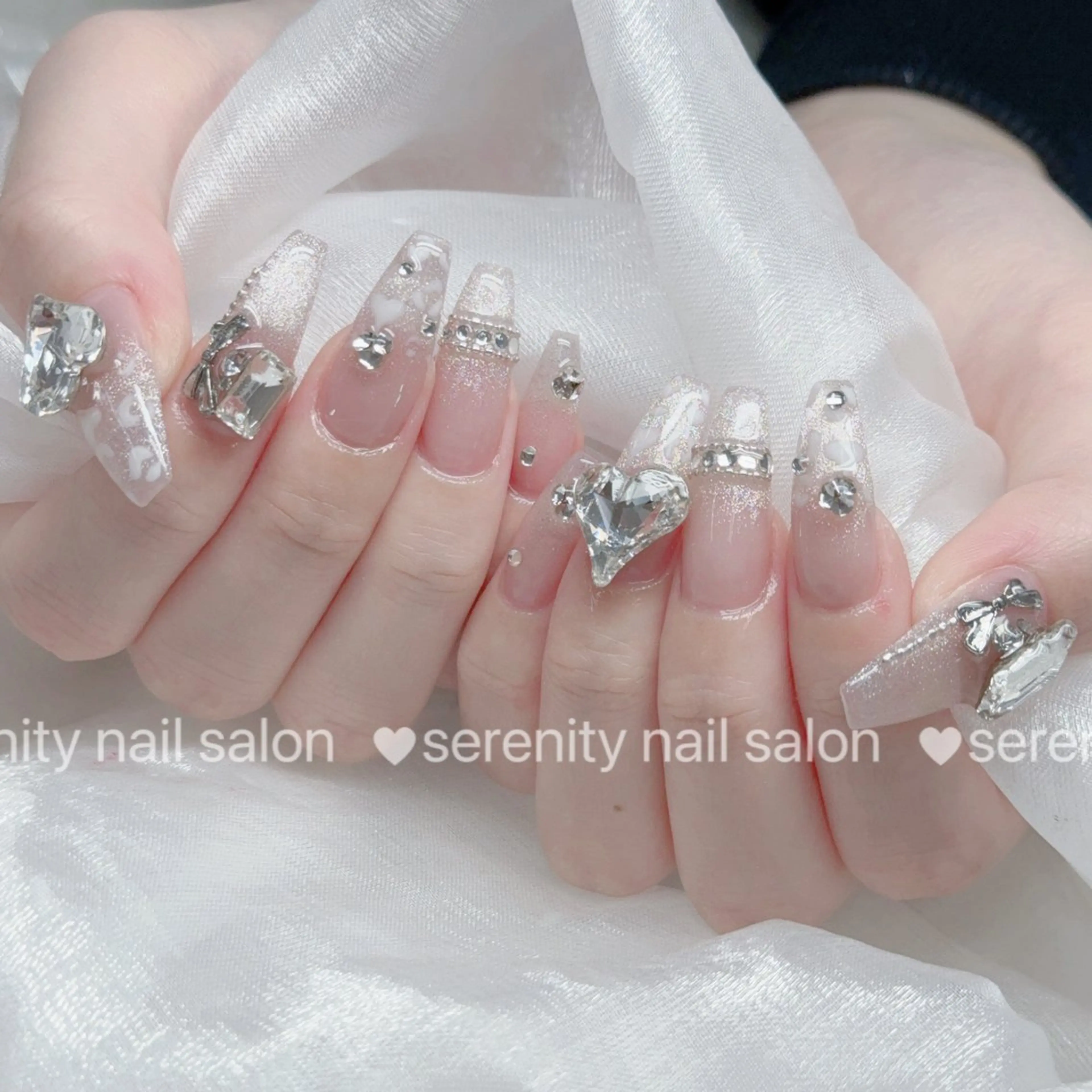 ネイル ハンドネイル ハンドケア ✨Serenity Nail salonのネイルデザイン