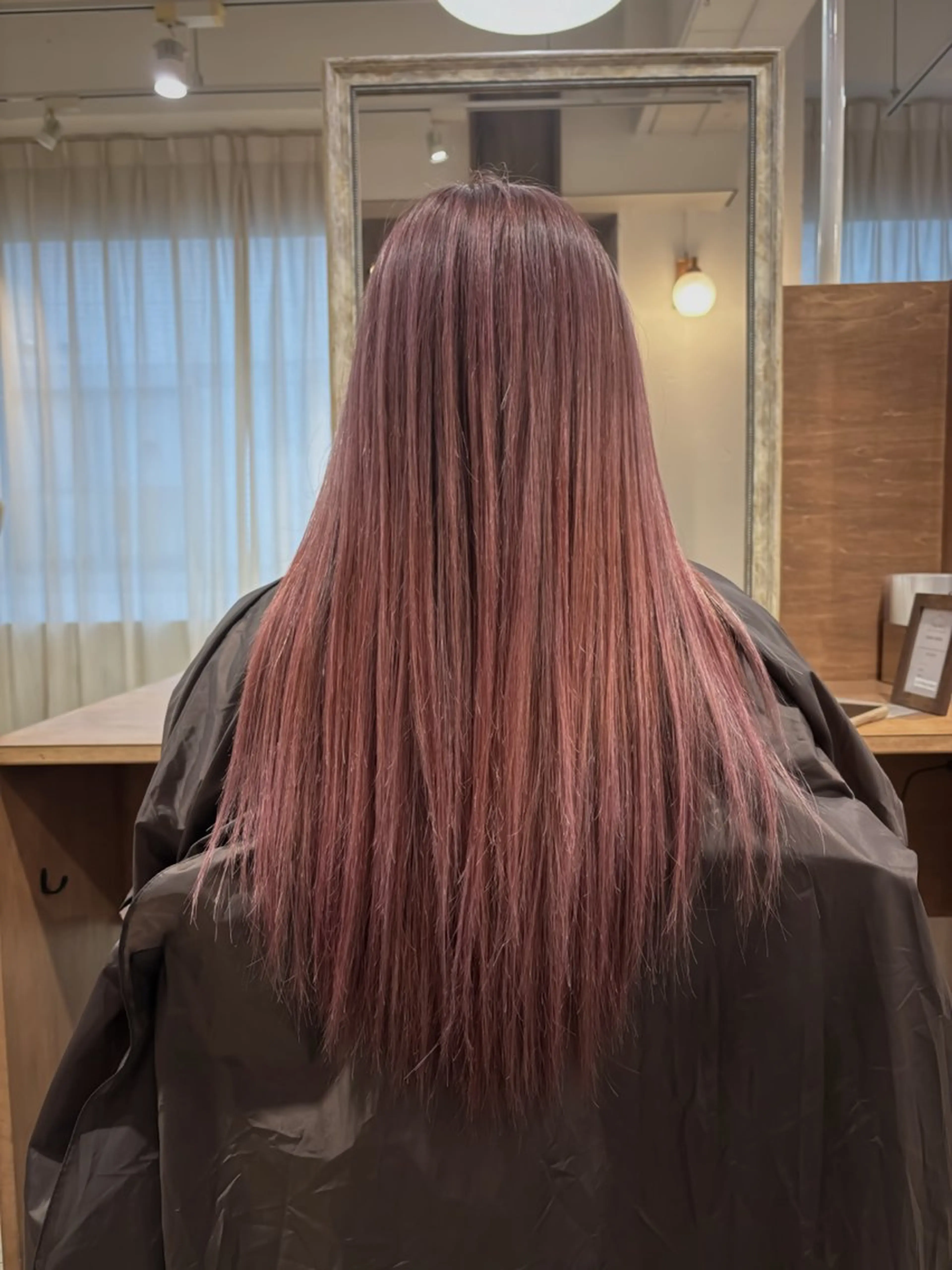 ロング カラー peg.hair所属・ブリーチカラー🫧 森　凪沙のヘアスタイル