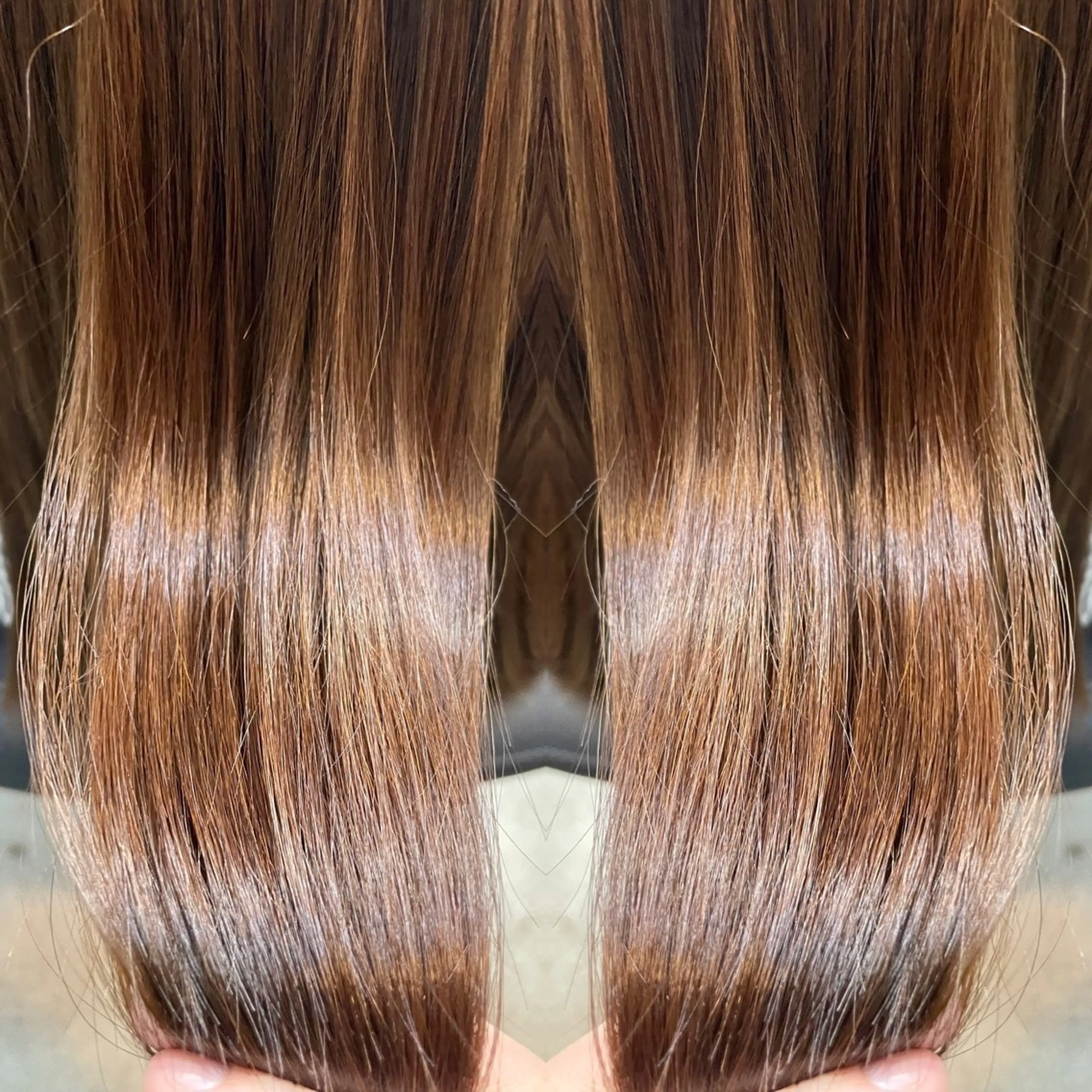 ミディアム 縮毛矯正 伊藤 詩織のヘアスタイル