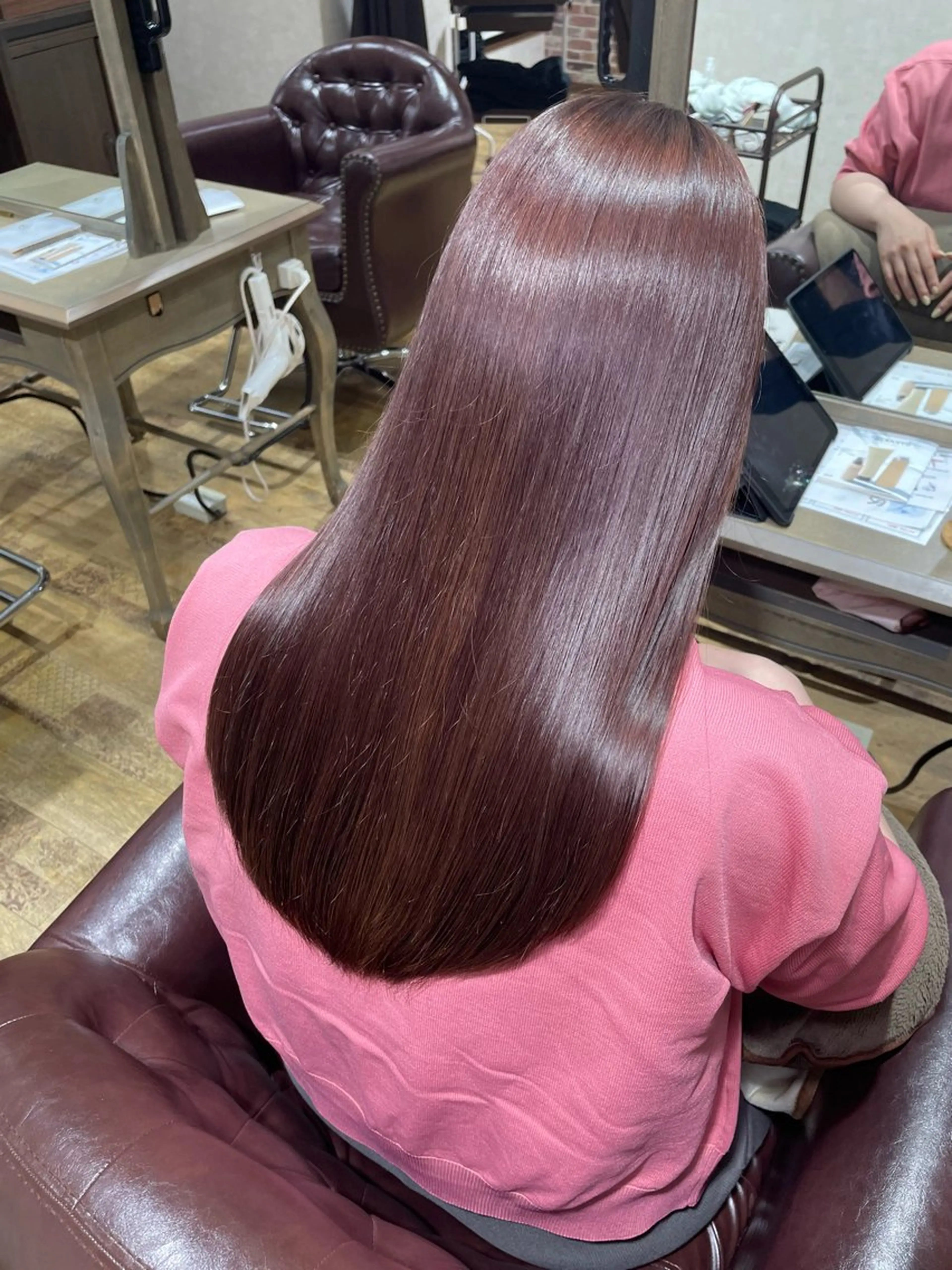 セミロング 髪質改善&白髪ぼかし スタイリスト近藤宏樹のヘアスタイル