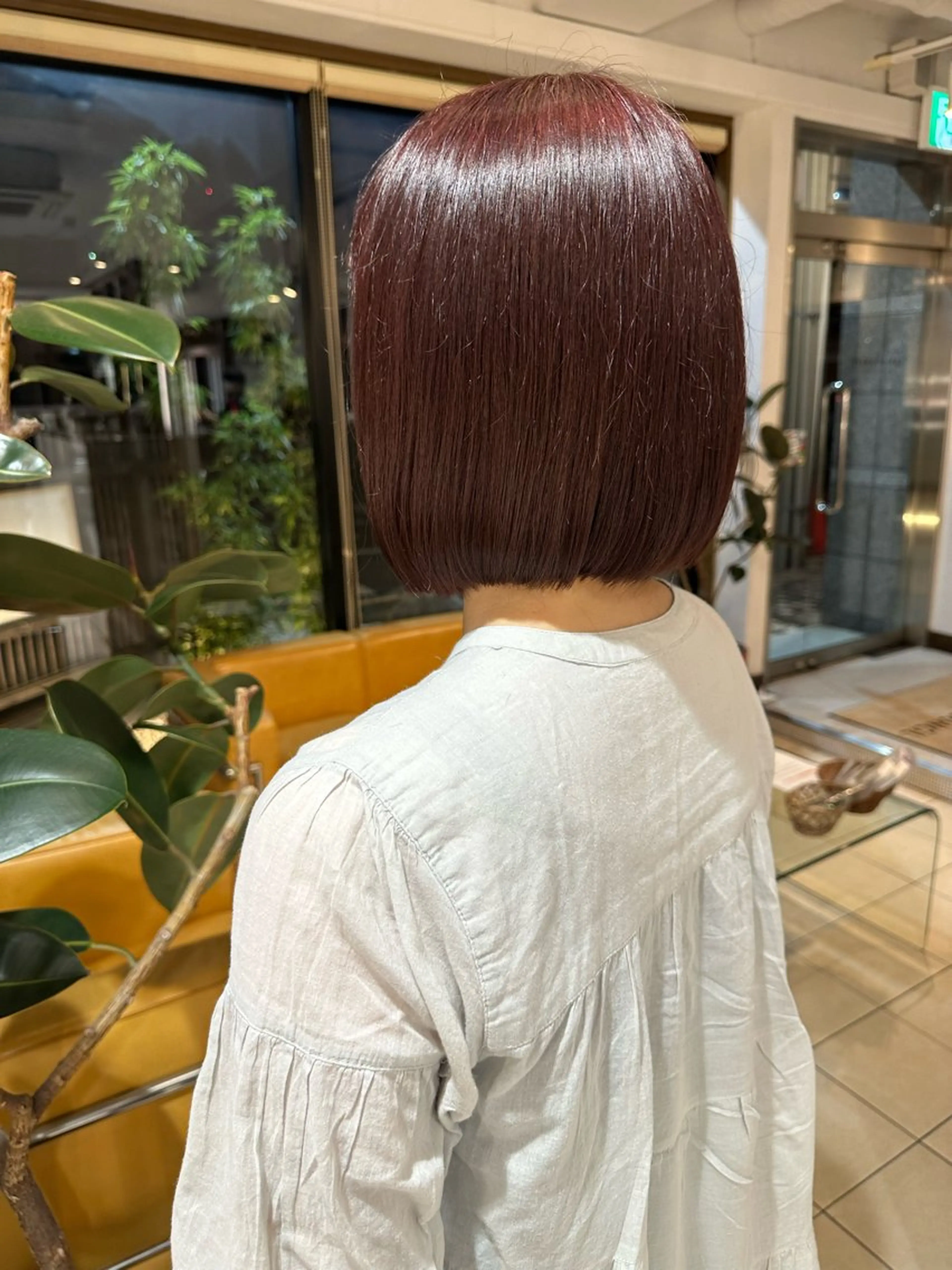 ショート カラー ボルドーカラー ヘアカラー トリートメント ナナカ/似合わせ/透 明感名駅美女創り職人のヘアスタイル