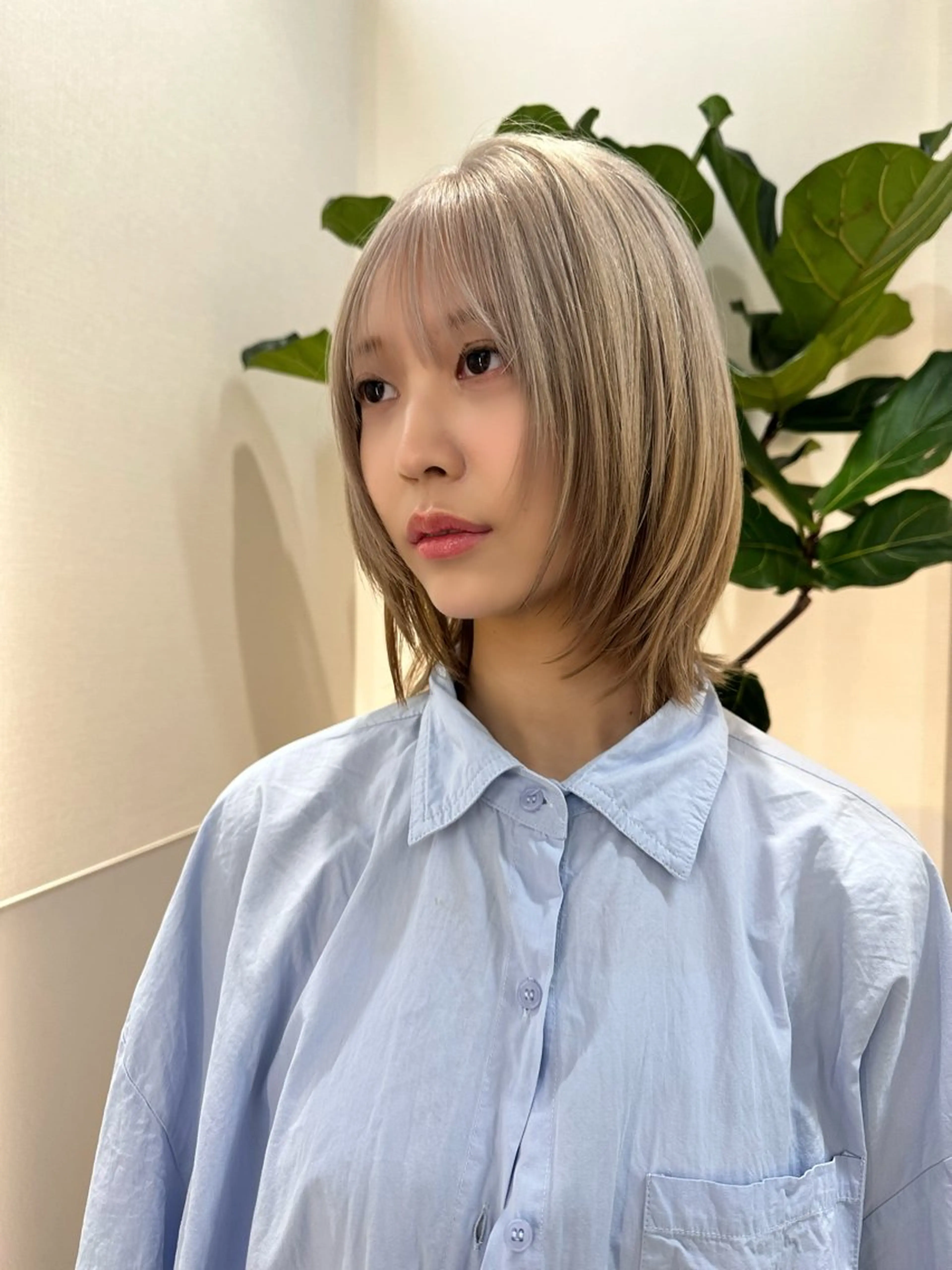 ミディアム カラー ベージュカラー 黒髪 ミルクティーベージュ カット ヘアカラー トリートメント 🦋レイヤーカット ミドリカワ🦋のヘアスタイル