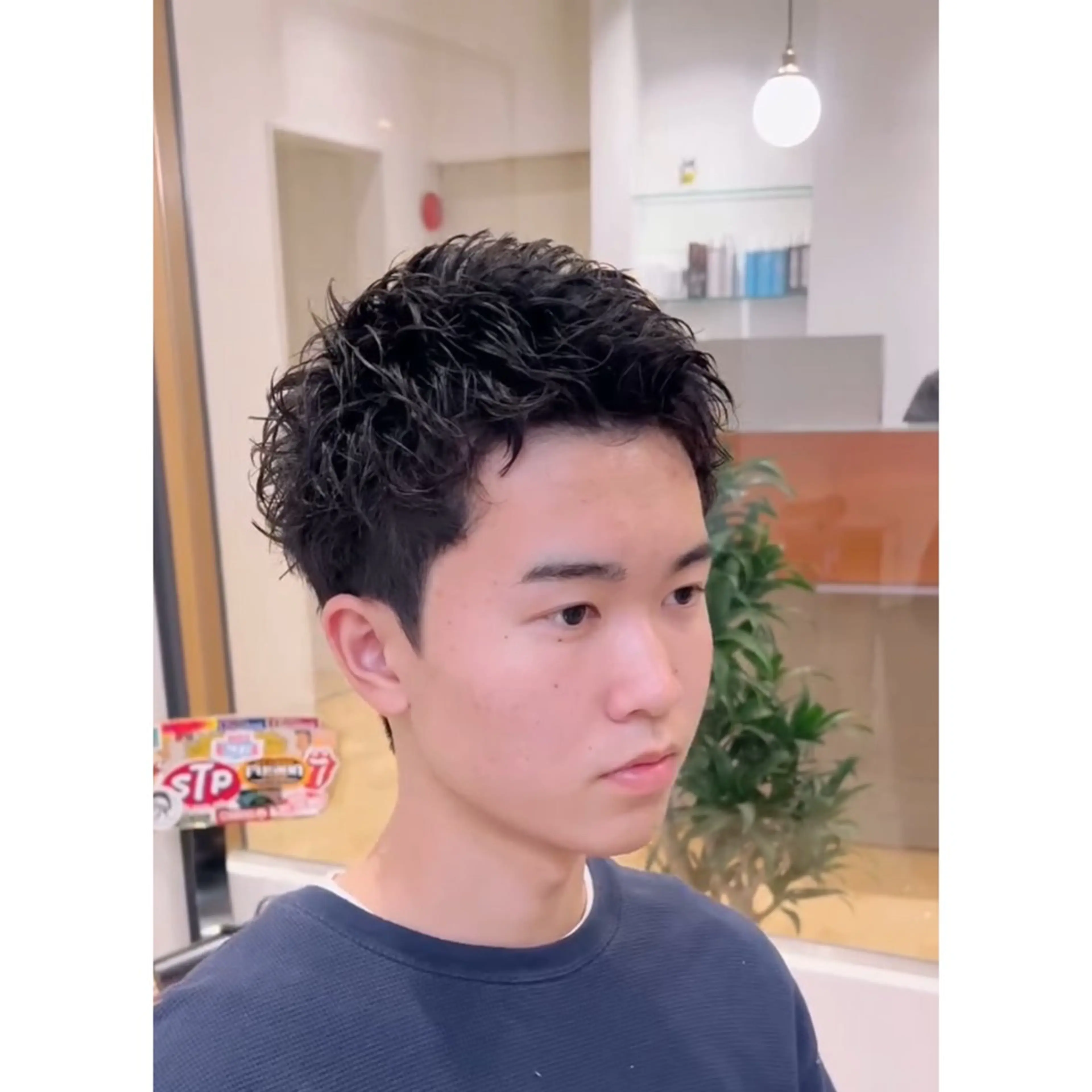 ショート メンズ スパイキーショート ショートヘア カワニシ カイチのヘアスタイル