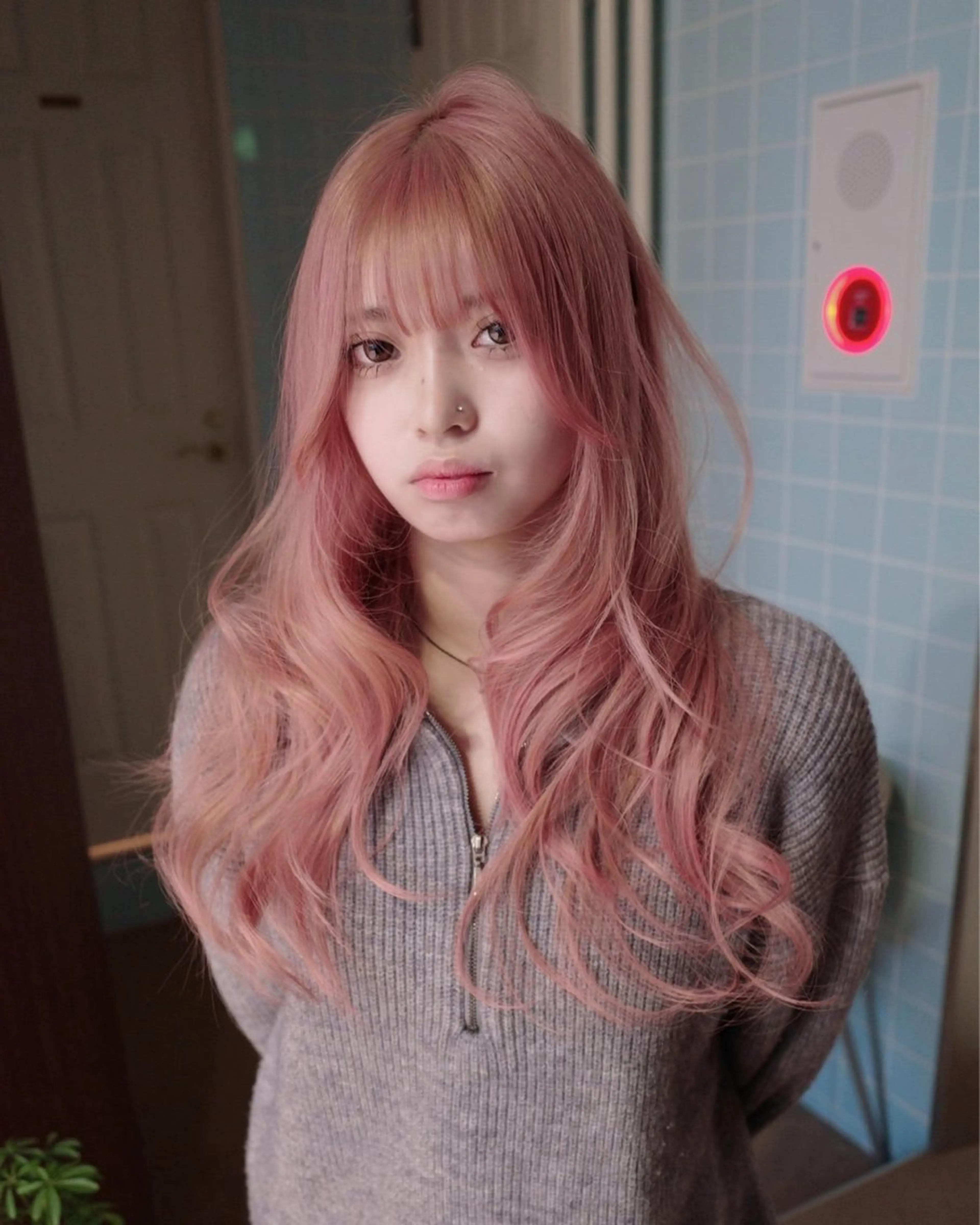 ✨人気No.2✨【レイヤーカット】+【ブリーチ】+【前処理付きケアカラー】の写真