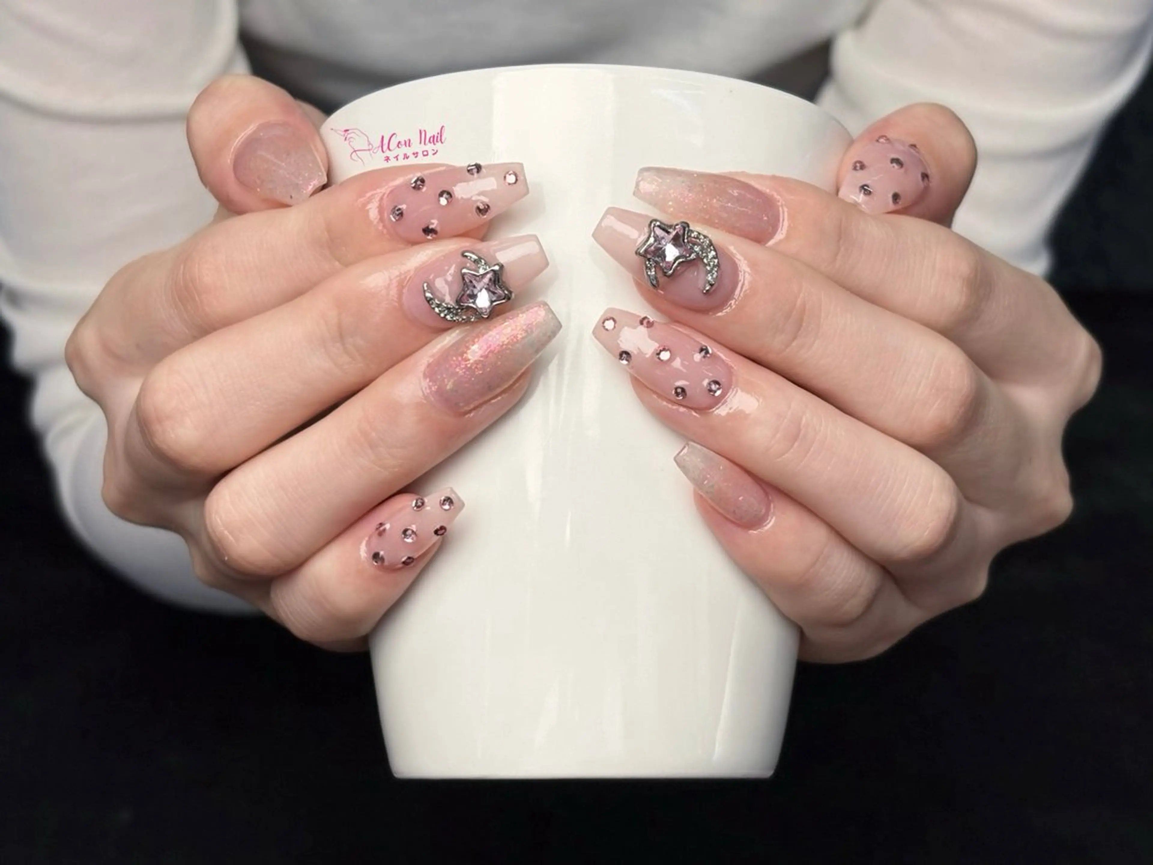 ネイル 桜ネイル 長さ出し フラワーネイル フレンチネイル ジェルネイル ACon NailSalonのネイルデザイン
