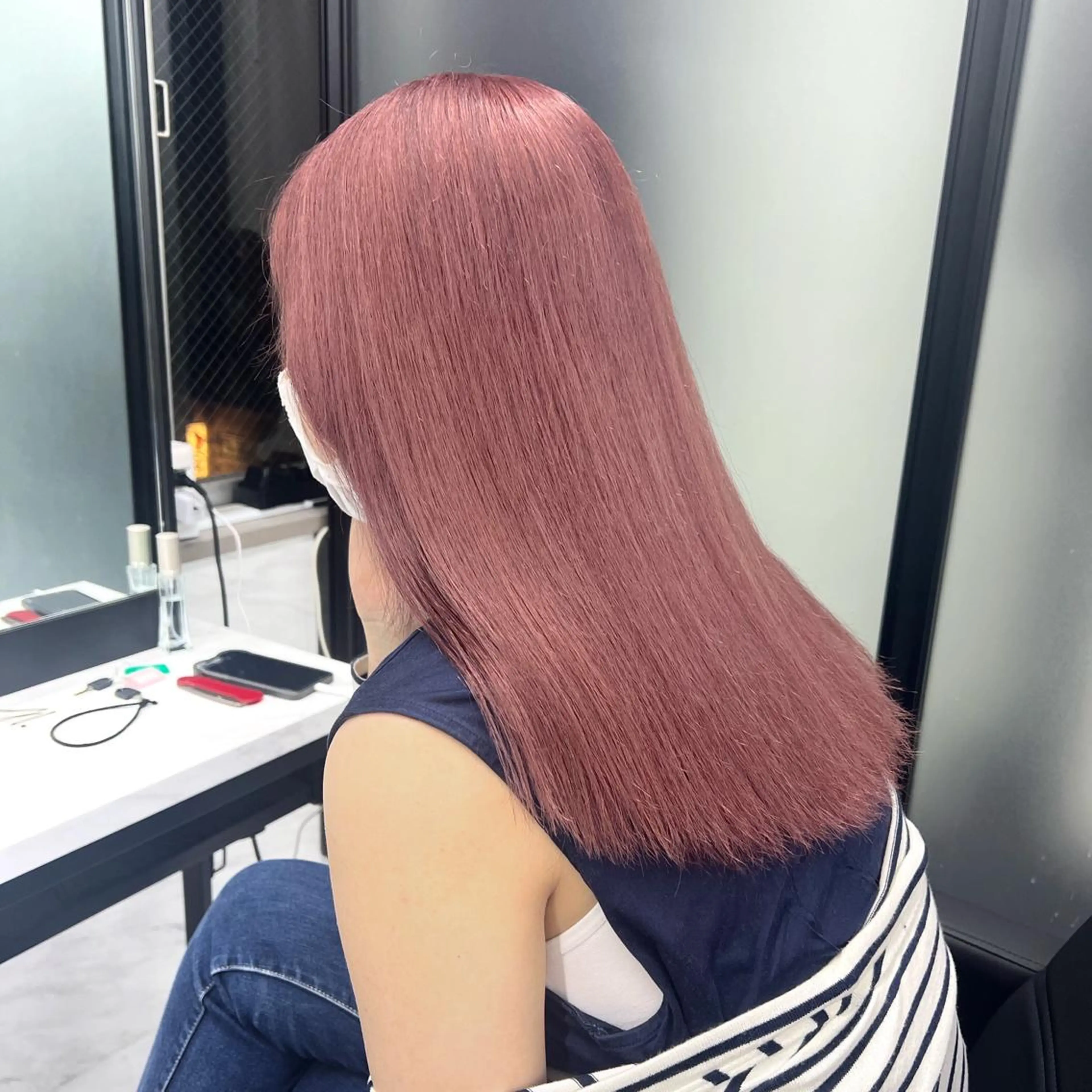 セミロング カラー シールエクステ ハイトーンカラー エクステ シールエクステ特化 ハイトーン、NANAのヘアスタイル