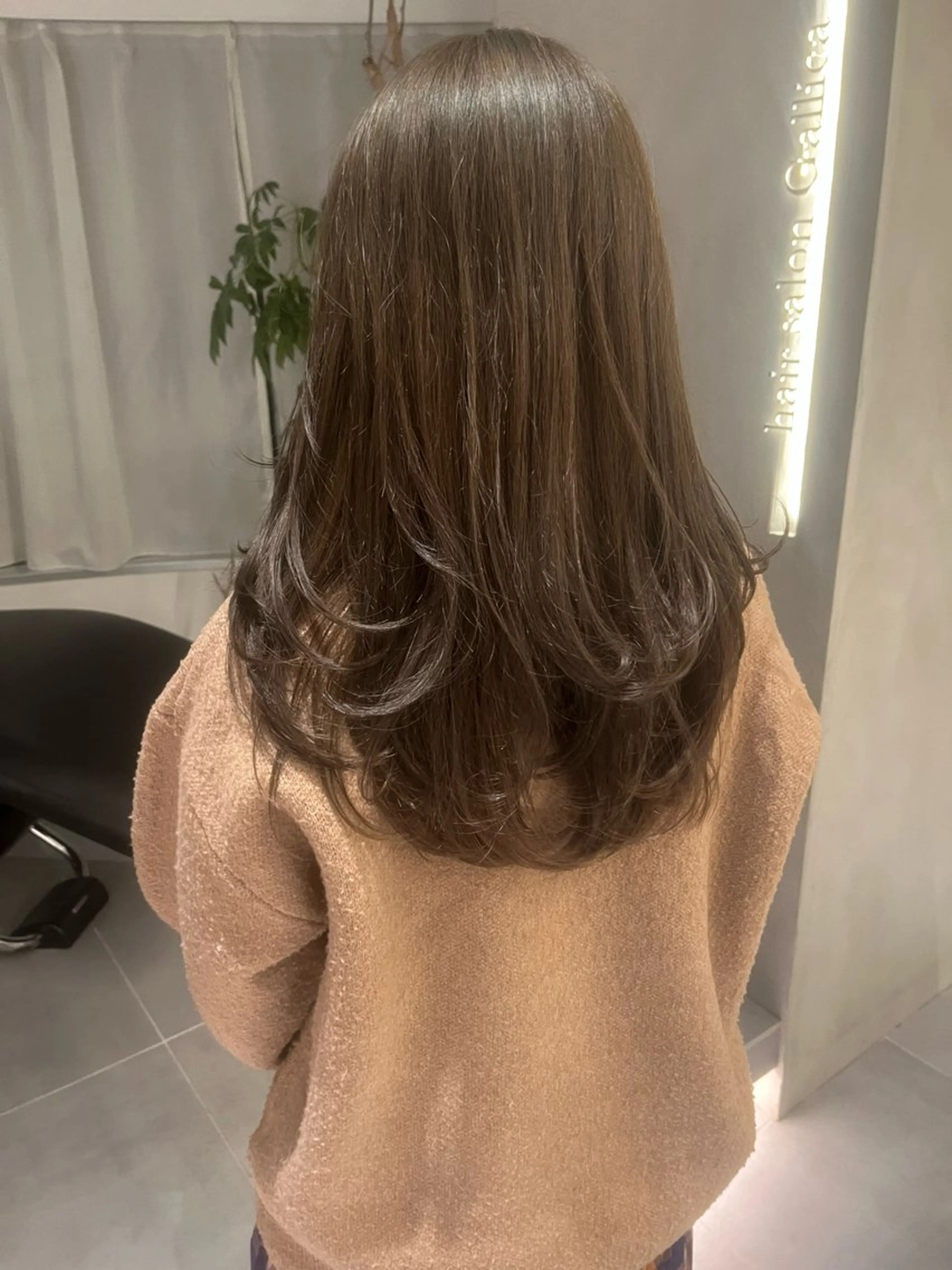 セミロング カラー グレージュ|くすみ× 透明感|kazutoのヘアスタイル