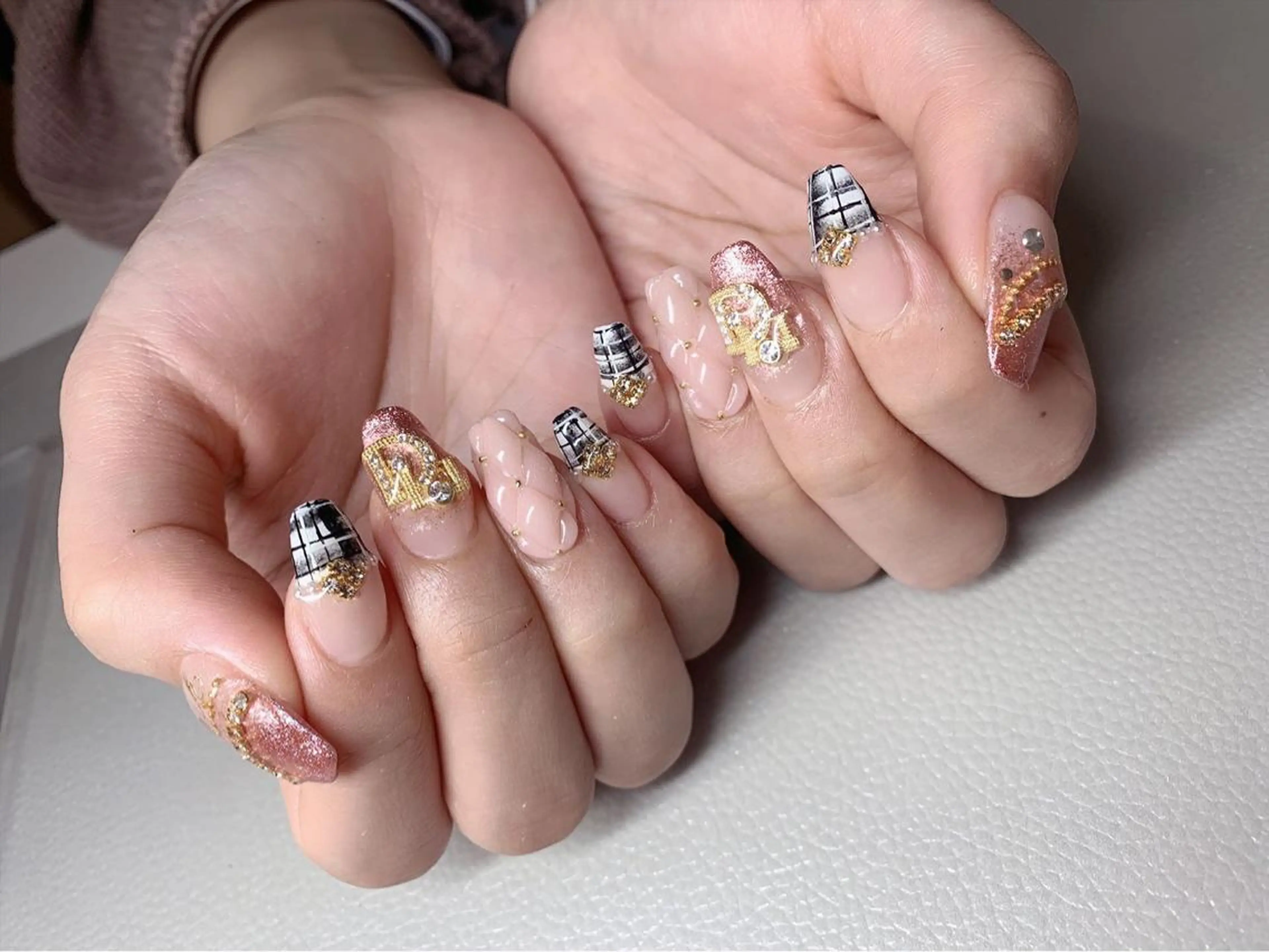 ネイル 美爪パラジェル導入店 Sunnilyのネイルデザイン