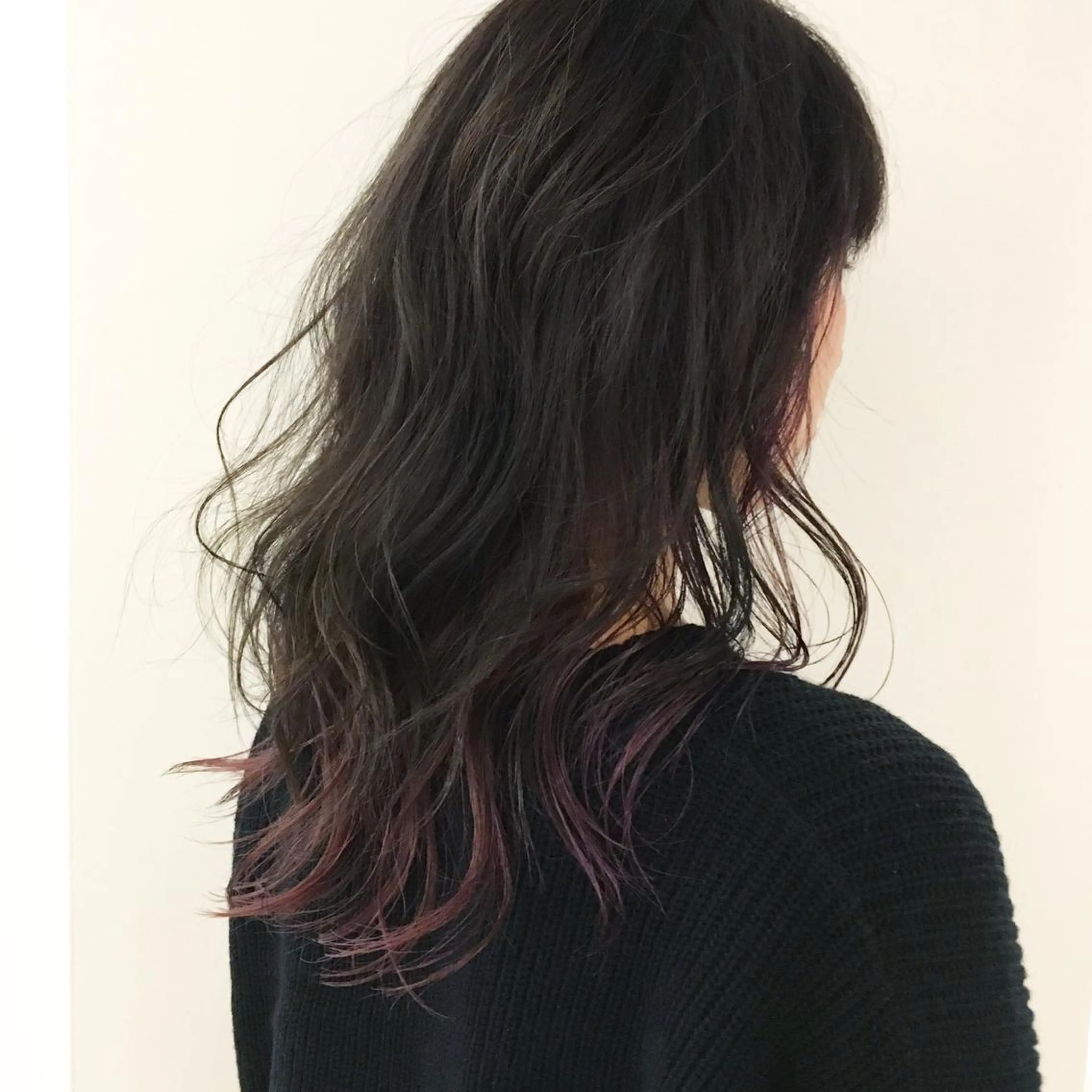 セミロング カラー ブリーチカラー🌈 石垣翔太のヘアスタイル