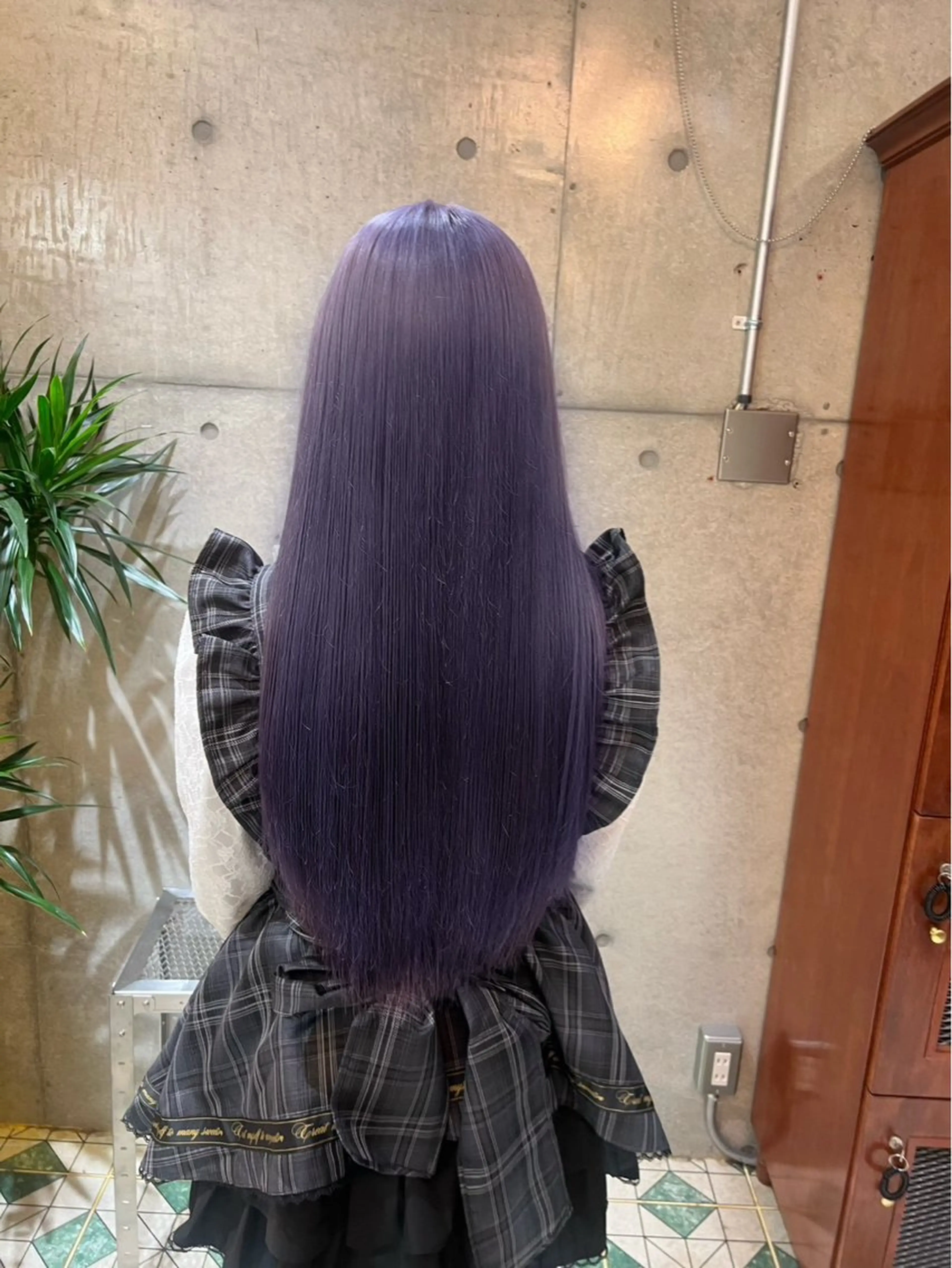 ロング カラー ヘアカラー Iris hina🎀のヘアスタイル