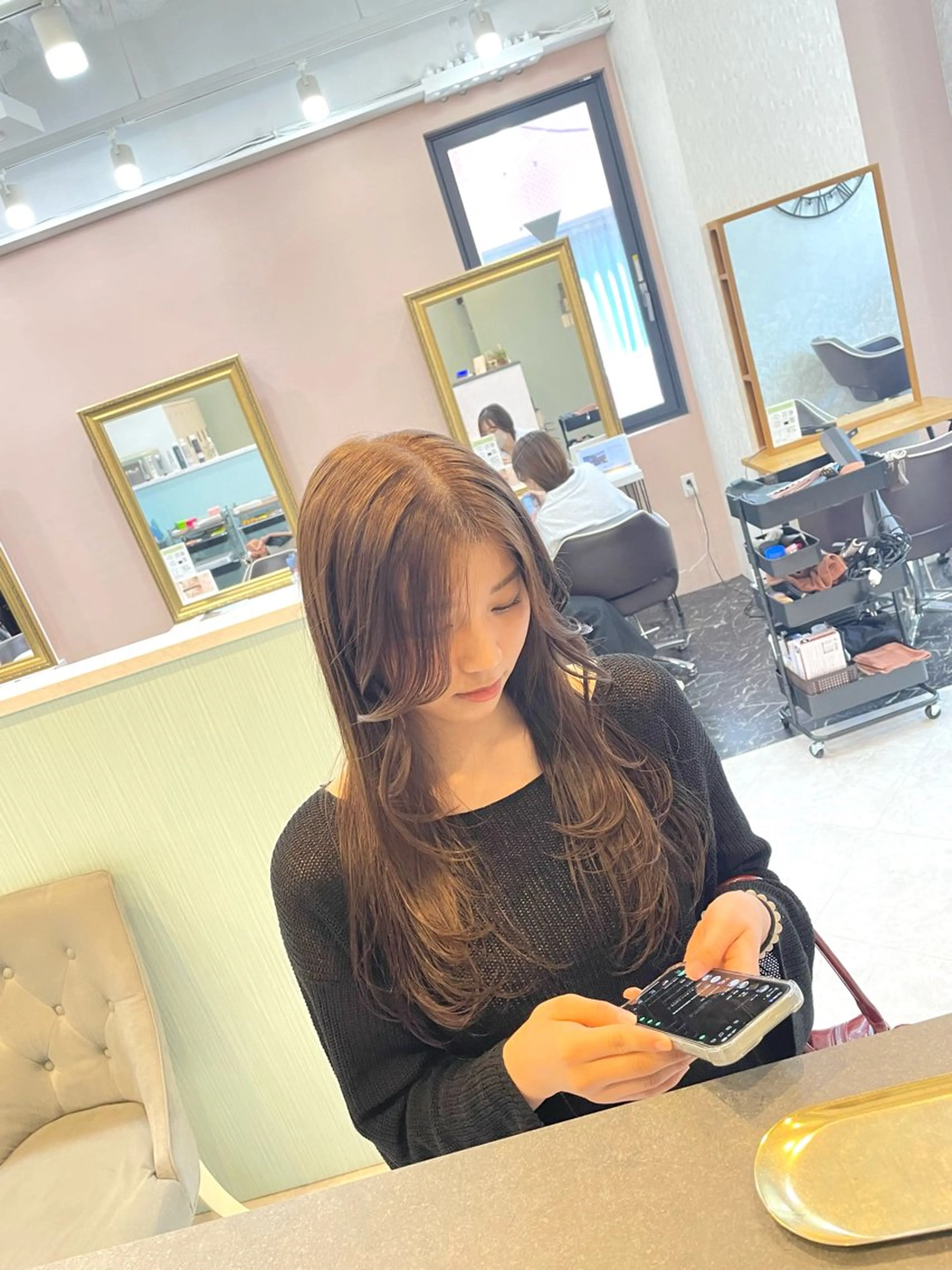 ロング レイヤーカット カット ヘアカラー 亀川蓮 Agu hairのヘアスタイル