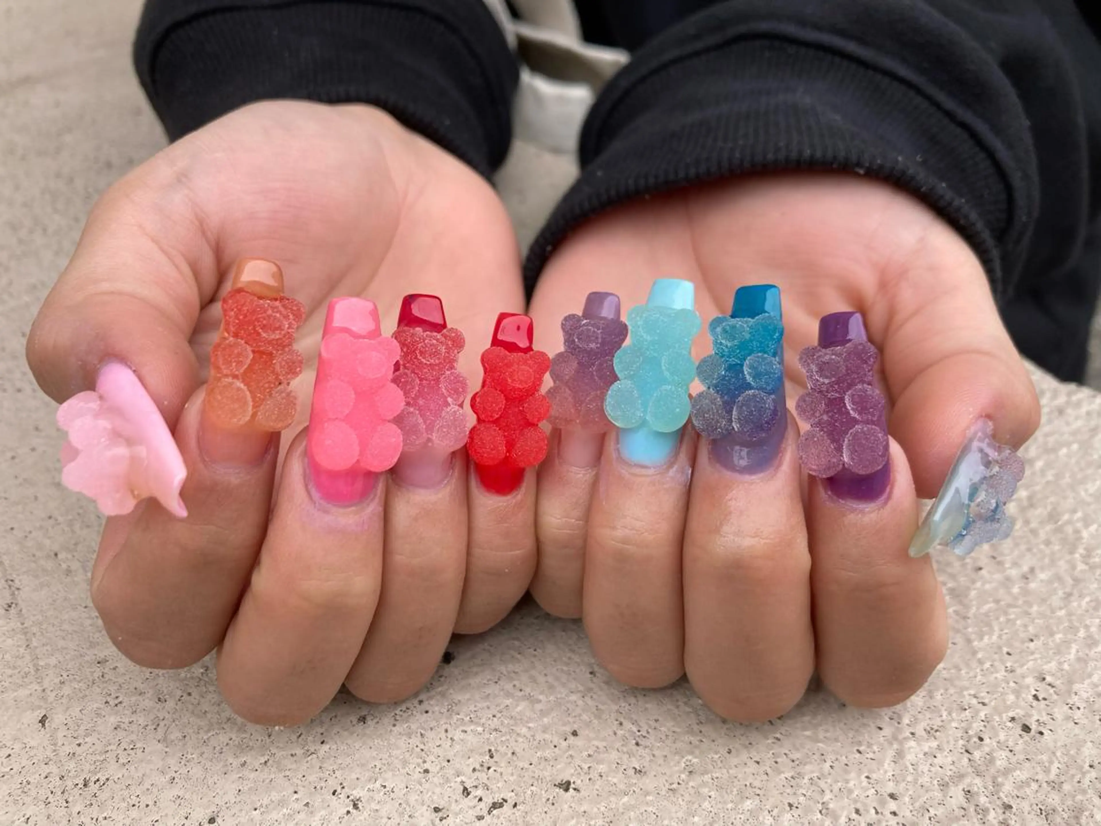 ロング ネイル ハンドネイル ✴︎ Delightのネイルデザイン