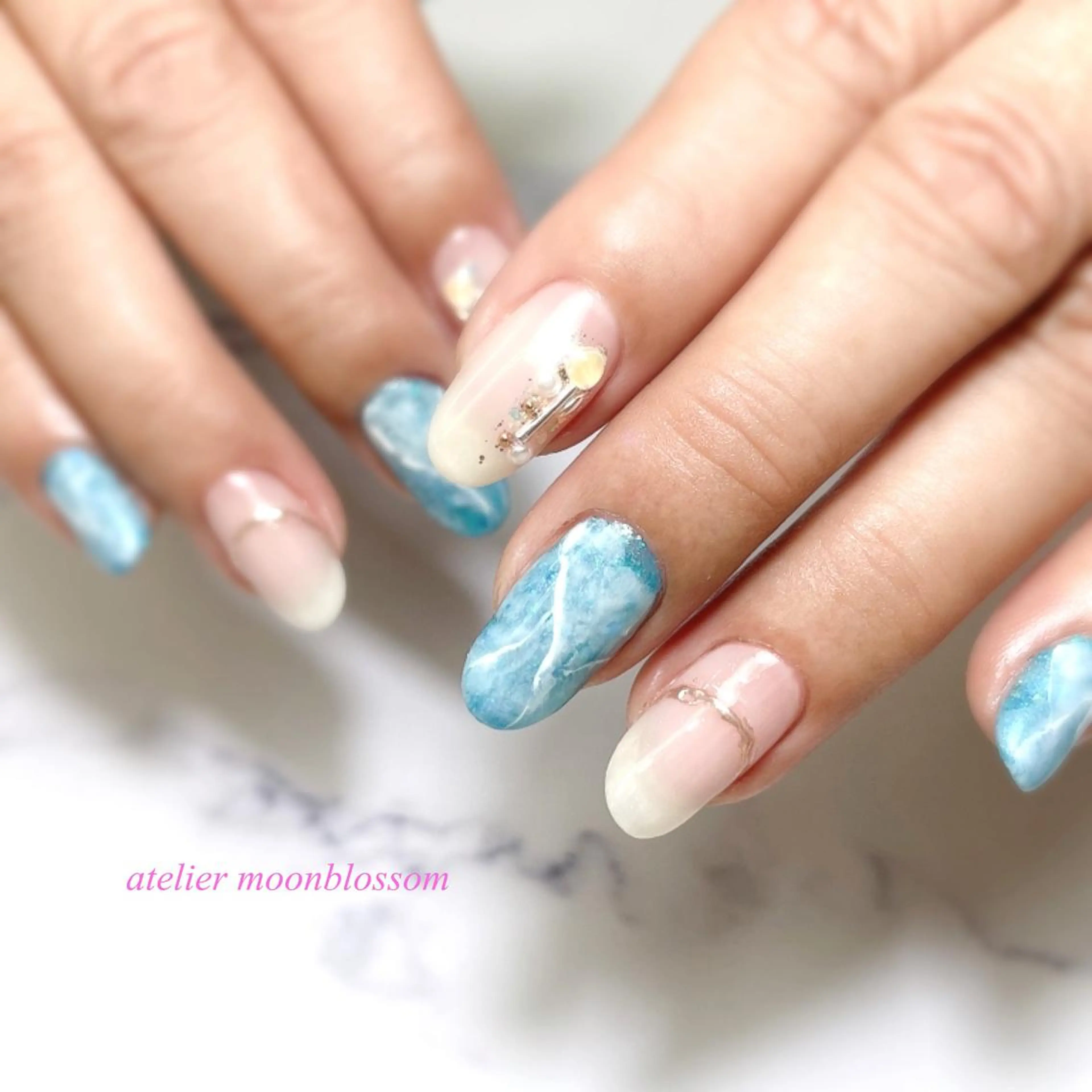 ネイル アトリエ ムーンブロッサムのネイルデザイン