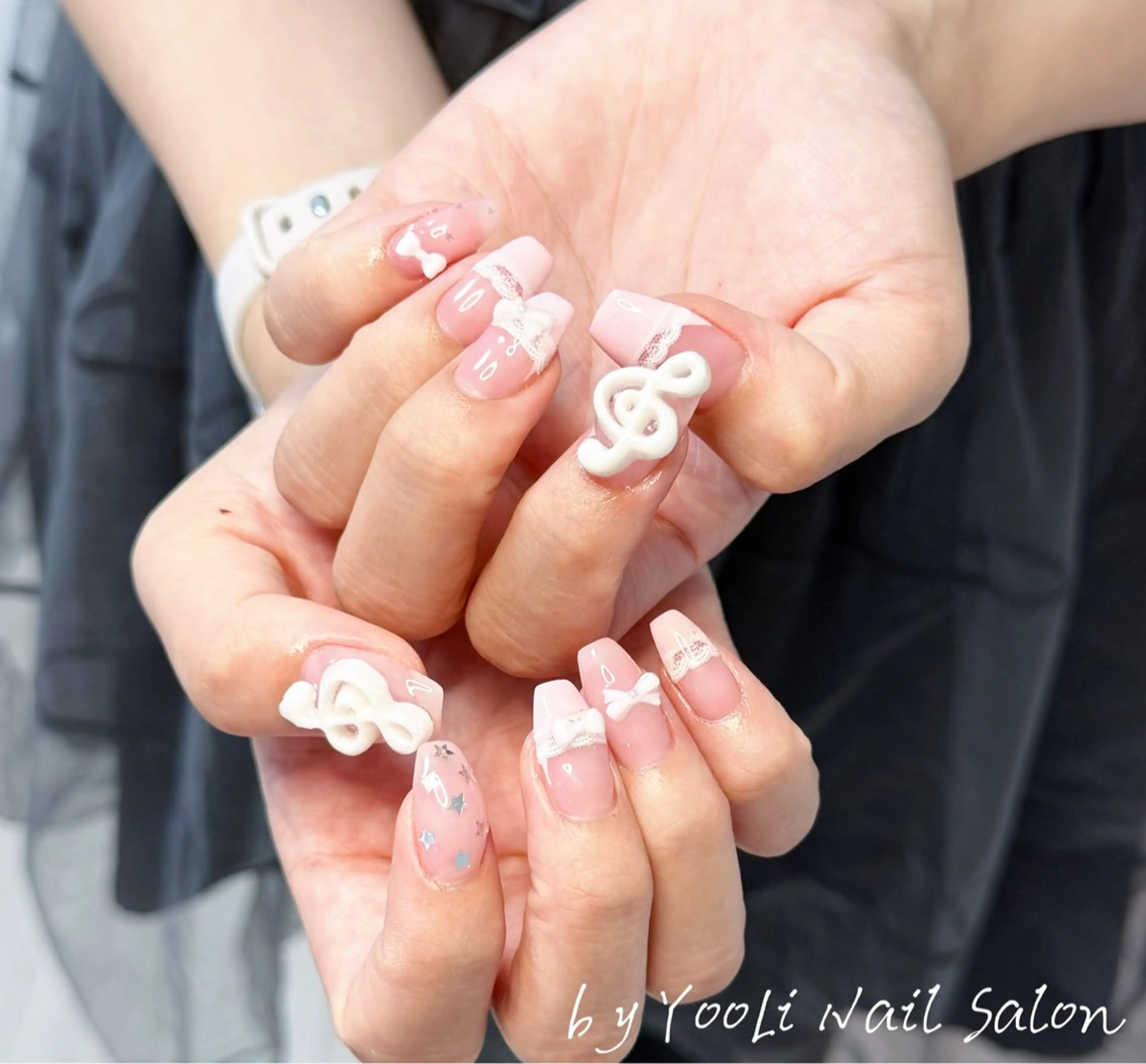 ネイル アートネイル オーロラネイル チークネイル フレンチネイル ガラスフレンチ ハンドネイル 🎀🎀YooLi Nail Salonのネイルデザイン