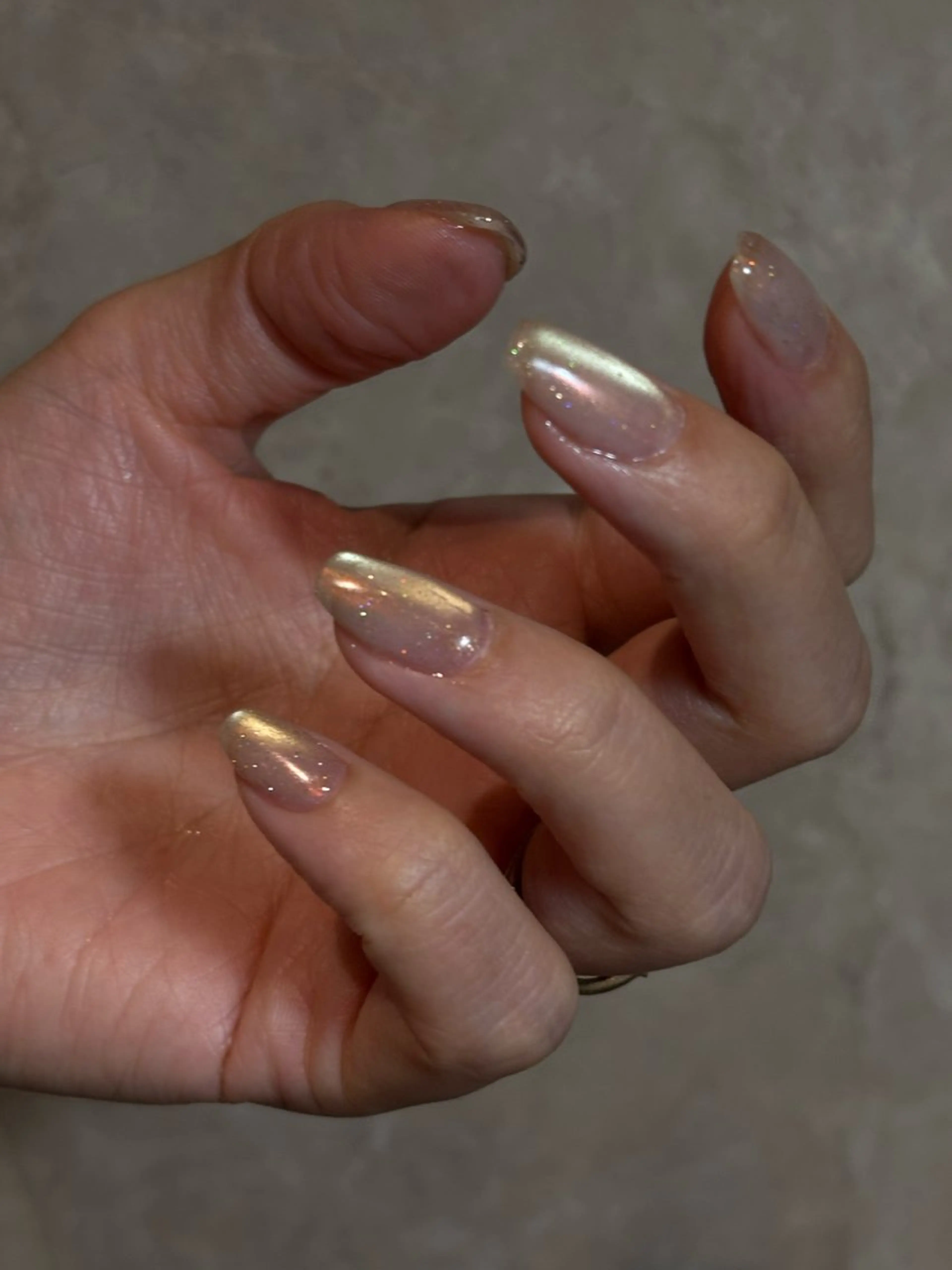 ネイル オーロラネイル フラッシュネイル アルバ所属・Alba アルバのネイルデザイン