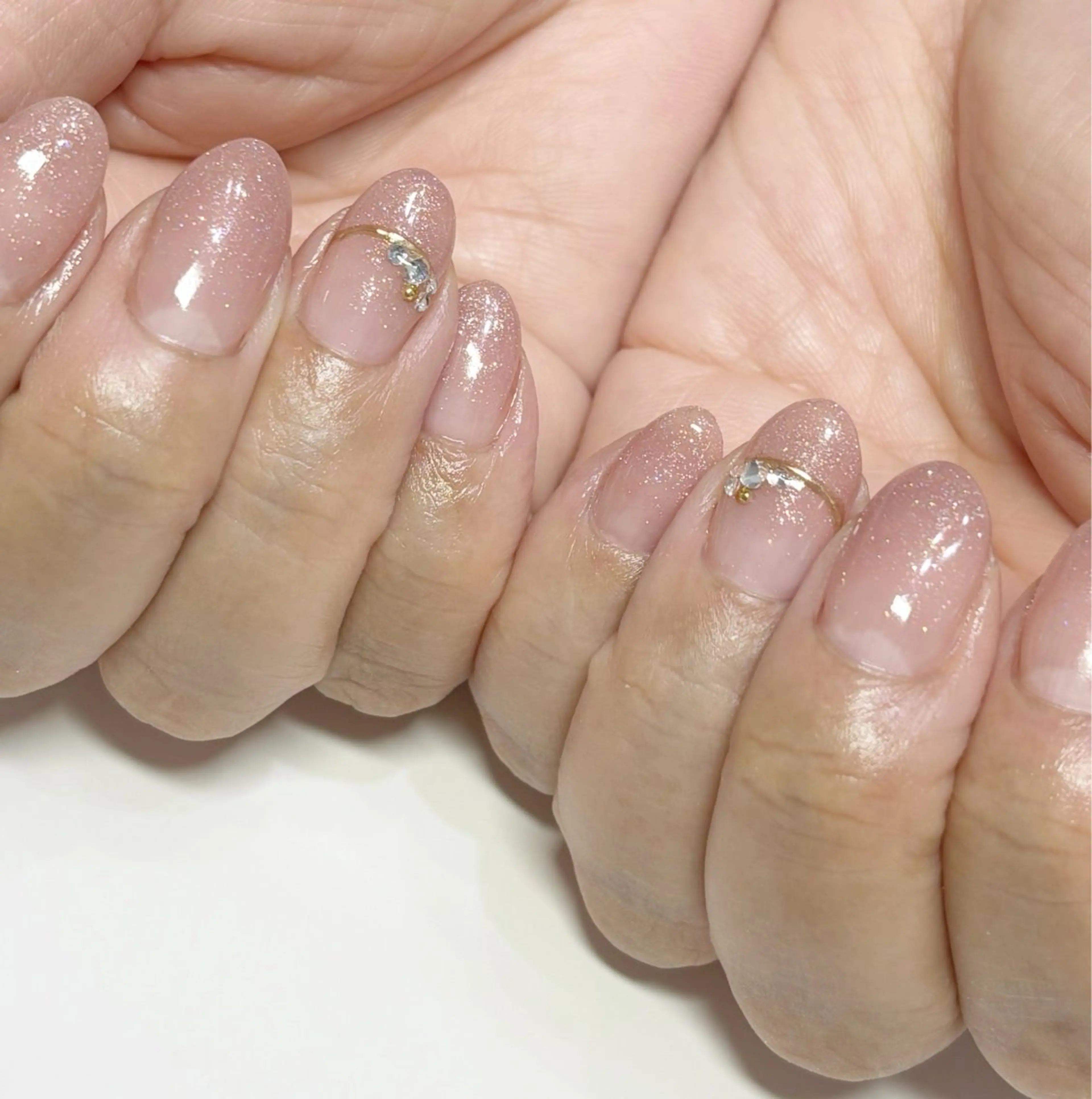 ネイル アートネイル グラデーション ハンドネイル ネイルサロンNobilityNail所属・風口 麻由子のネイルデザイン