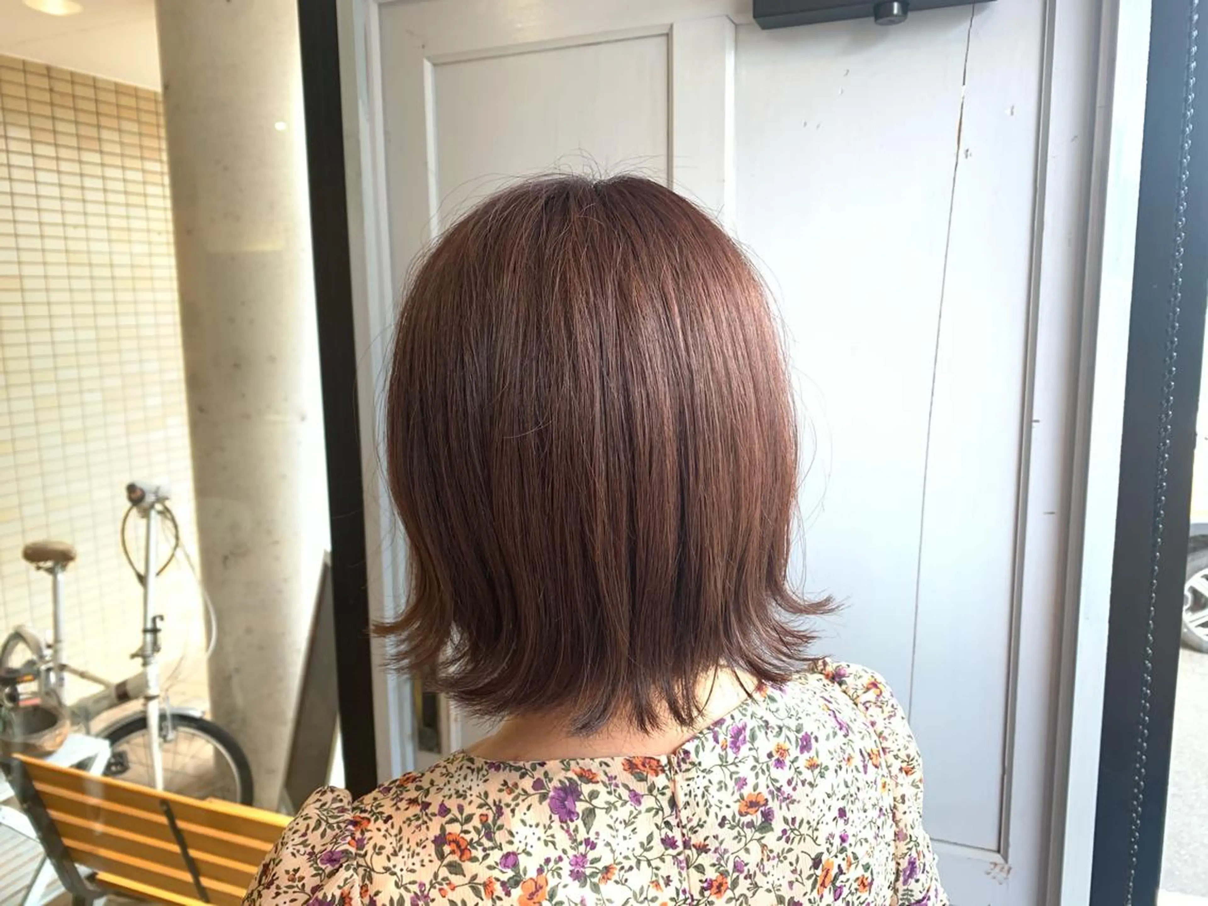 ショート カラー グレージュ ラベンダーカラー ラベンダーグレージュ ラベンダーグレー ヘアカラー トリートメント ツキダテ ユイのヘアスタイル