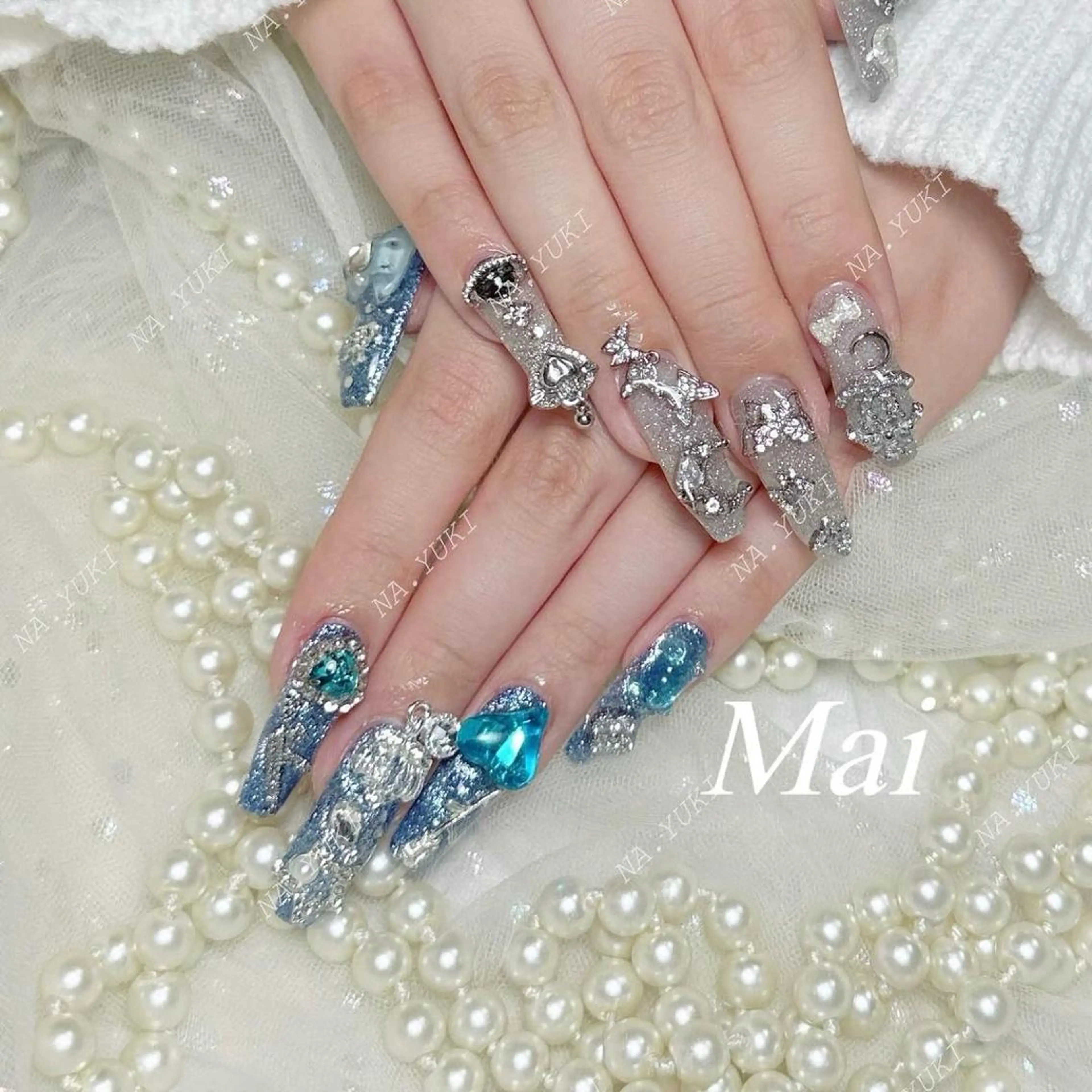 ネイル ハンドネイル ハンドケア 🌷 Mooning 🌷のネイルデザイン