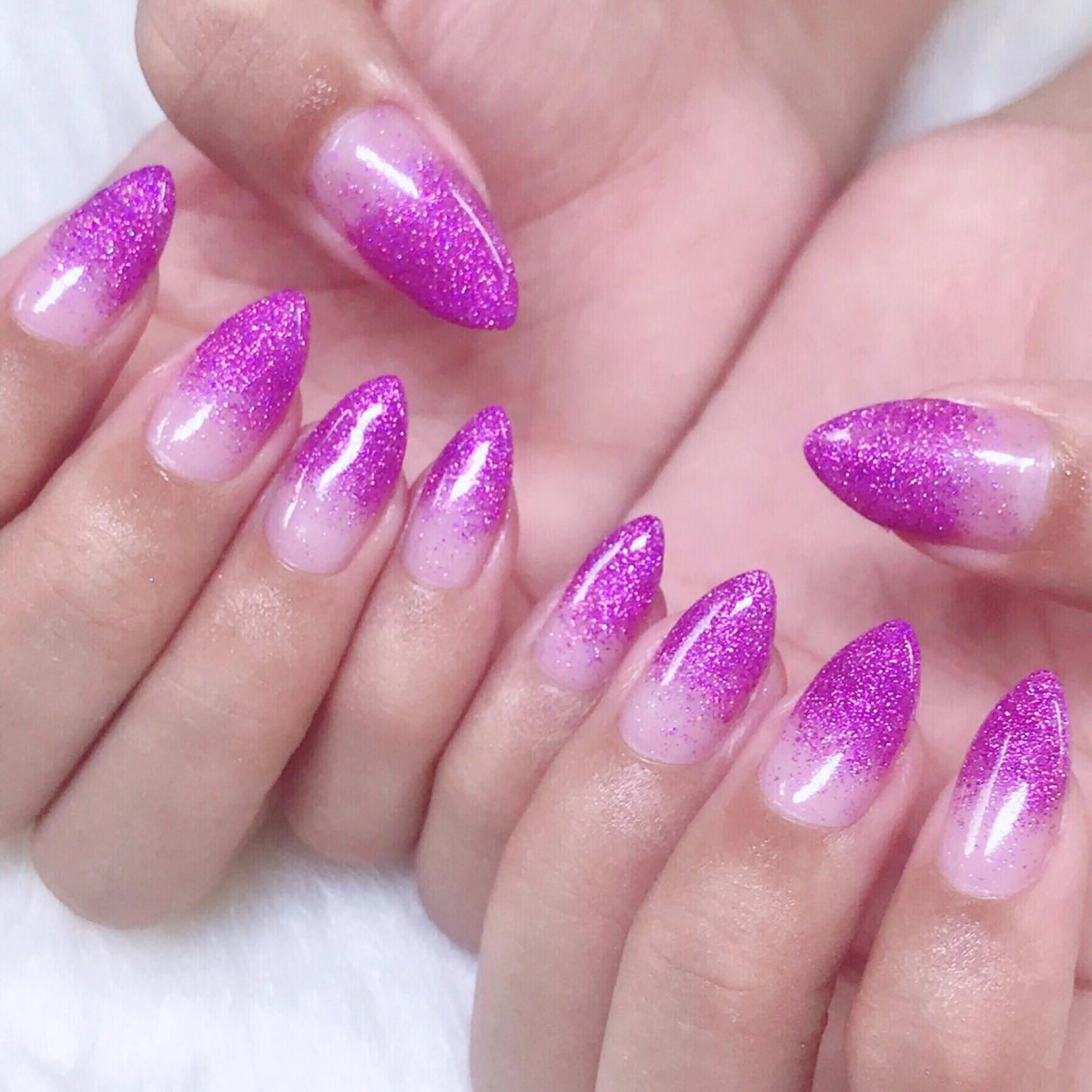 ネイル NOIROUGE所属・NOI ROUGEのネイルデザイン