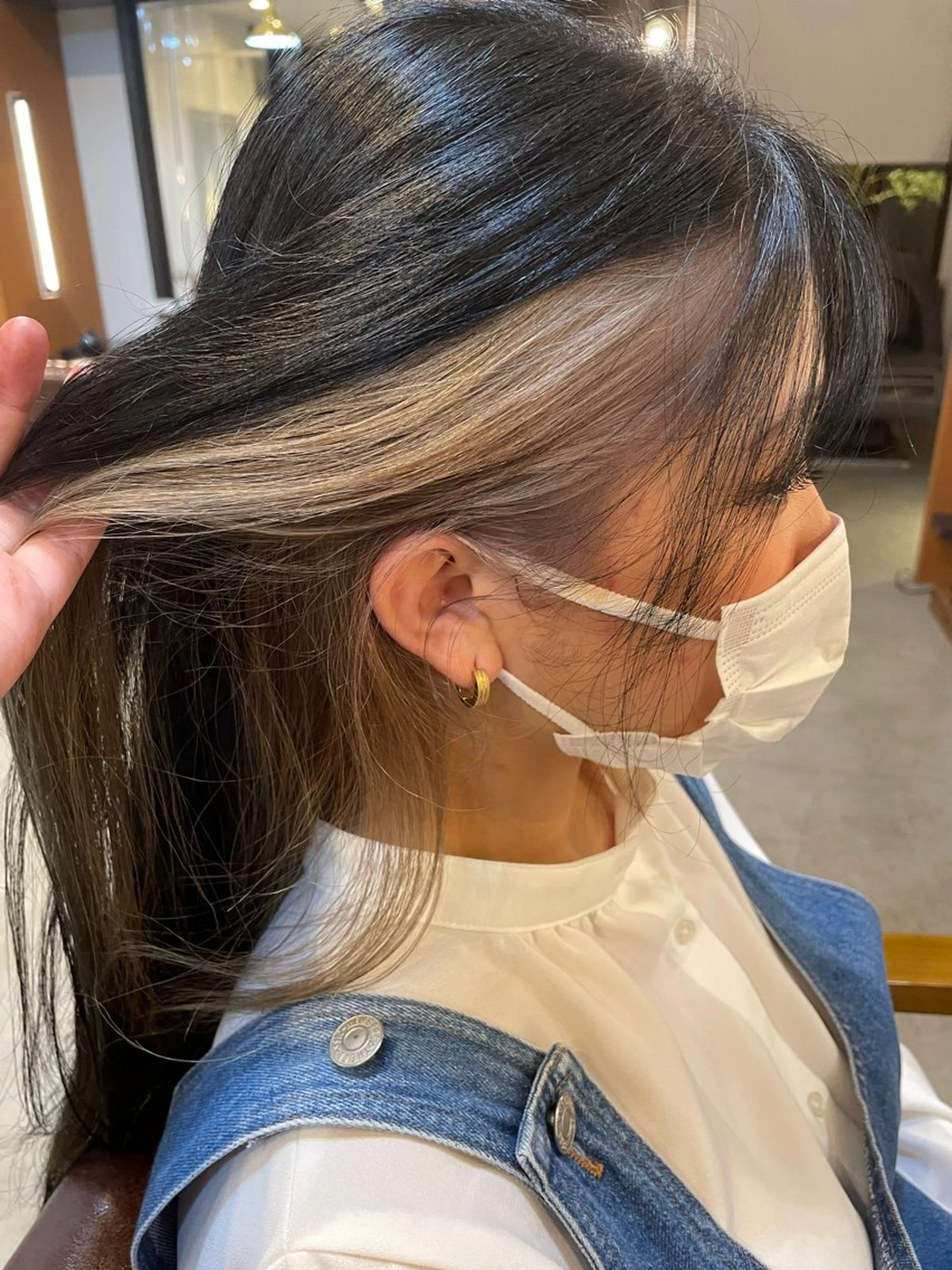 カラー ベージュカラー ホワイトベージュ カット ヘアカラー トリートメント 手塚 由佳のヘアスタイル