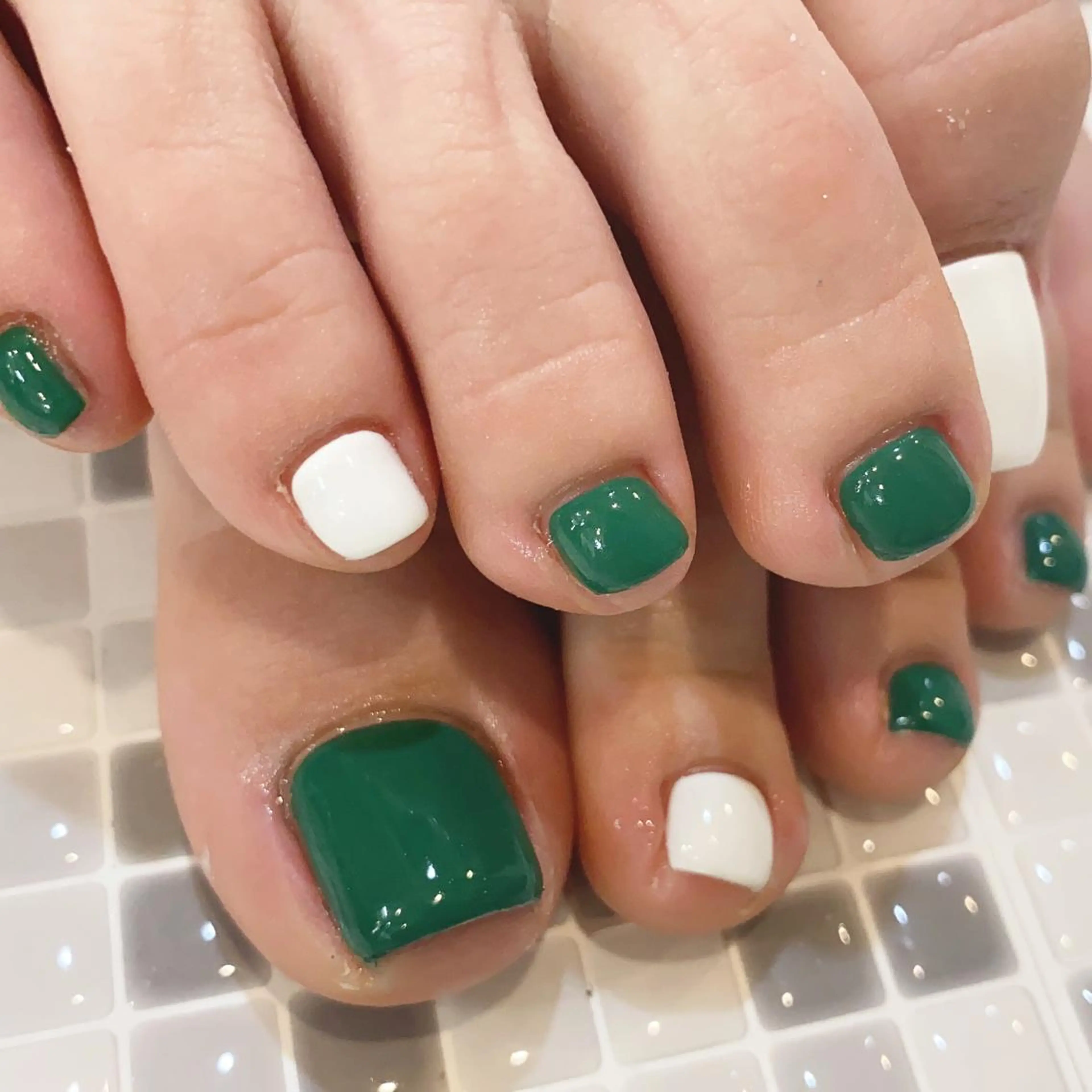 ネイル フットネイル ワンカラーネイル nailist yuiのネイルデザイン