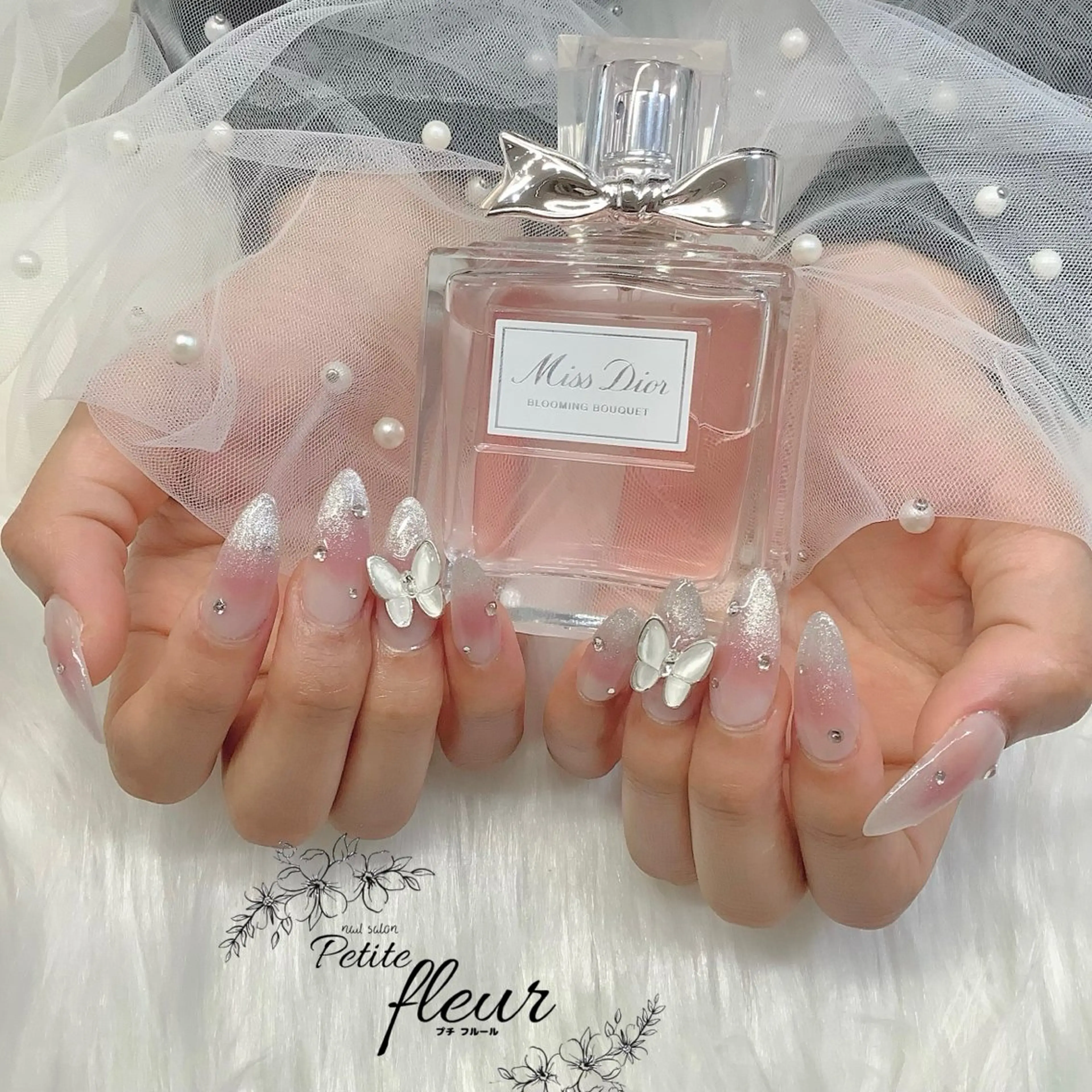 ネイル キラキラネイル 持ち込み ❁⃘*。Petite fleur❁⃘*りさのネイルデザイン