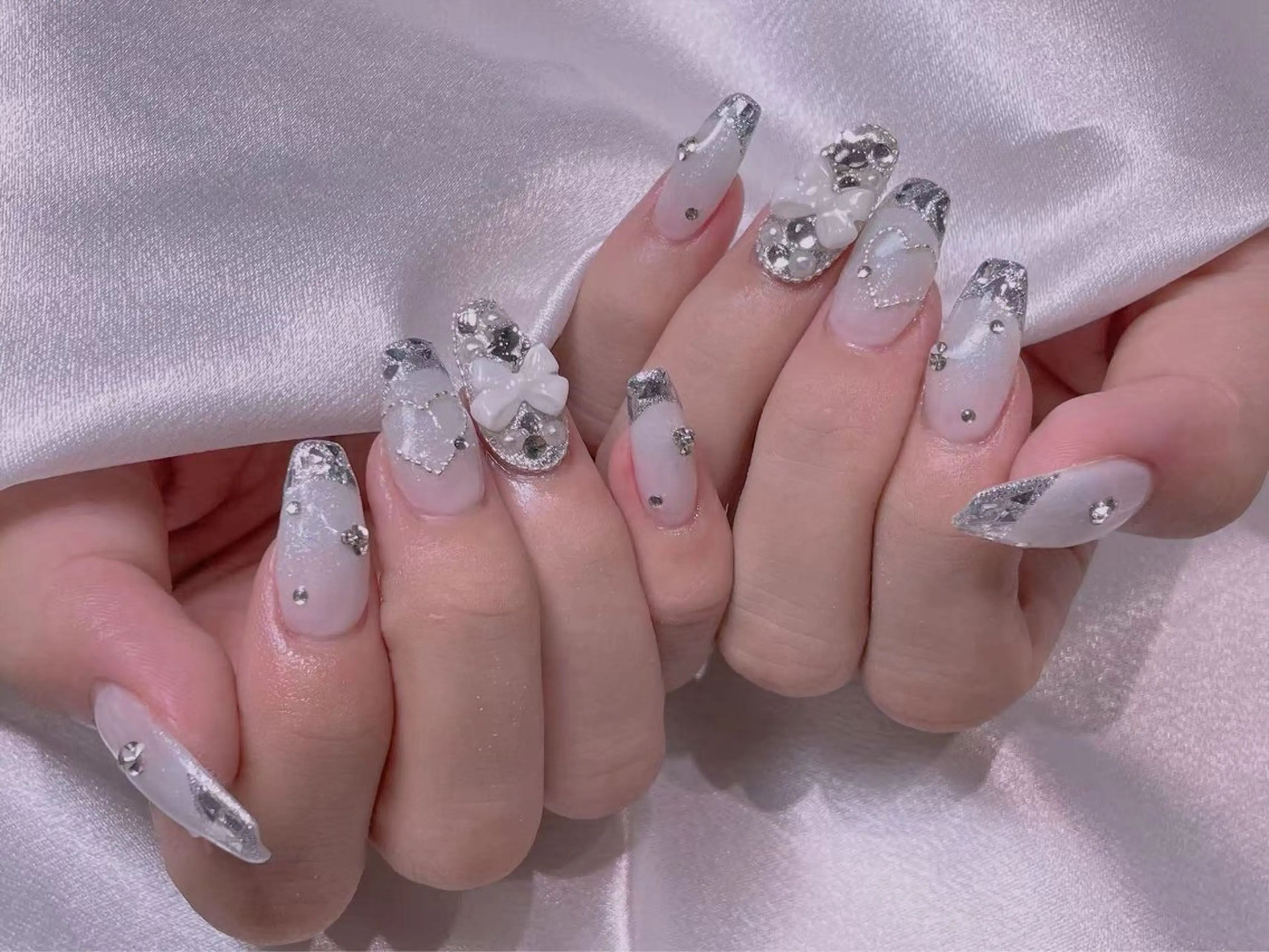 ネイル 長さ出し専門店 RIRIのネイルデザイン