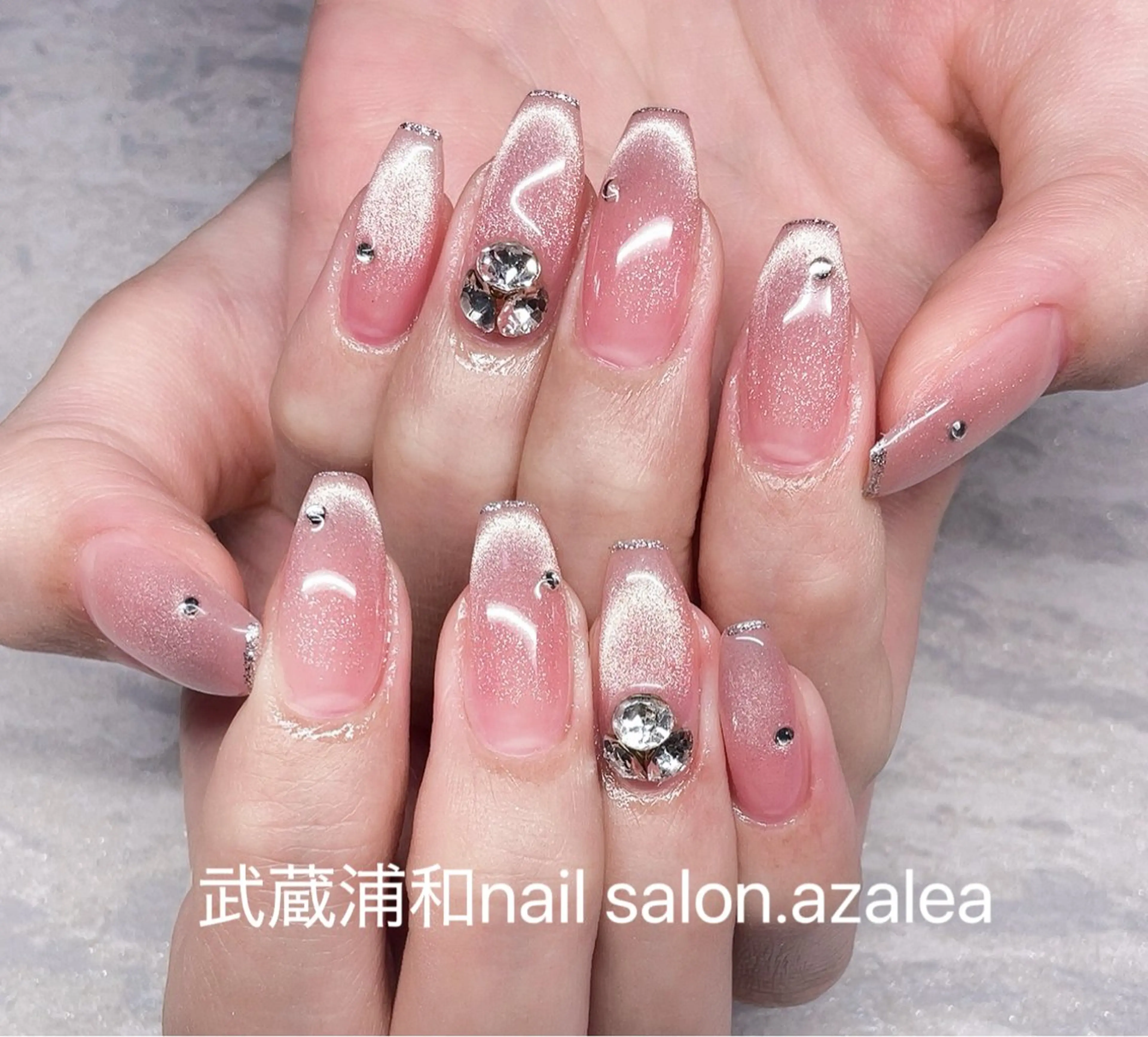 ネイル ハンドネイル R inのネイルデザイン