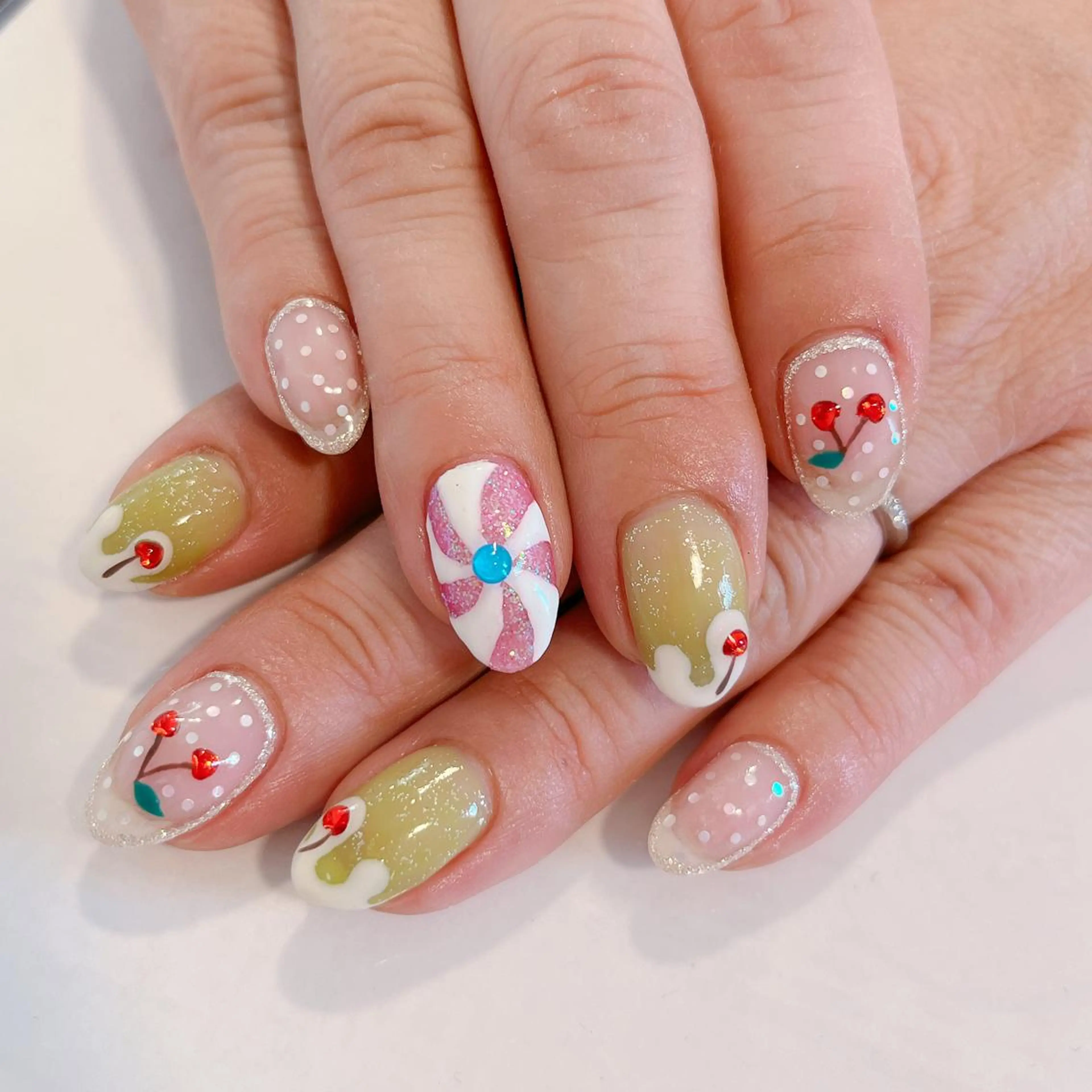 ネイル NAIL SALON ｔｏｇｇｙのネイルデザイン