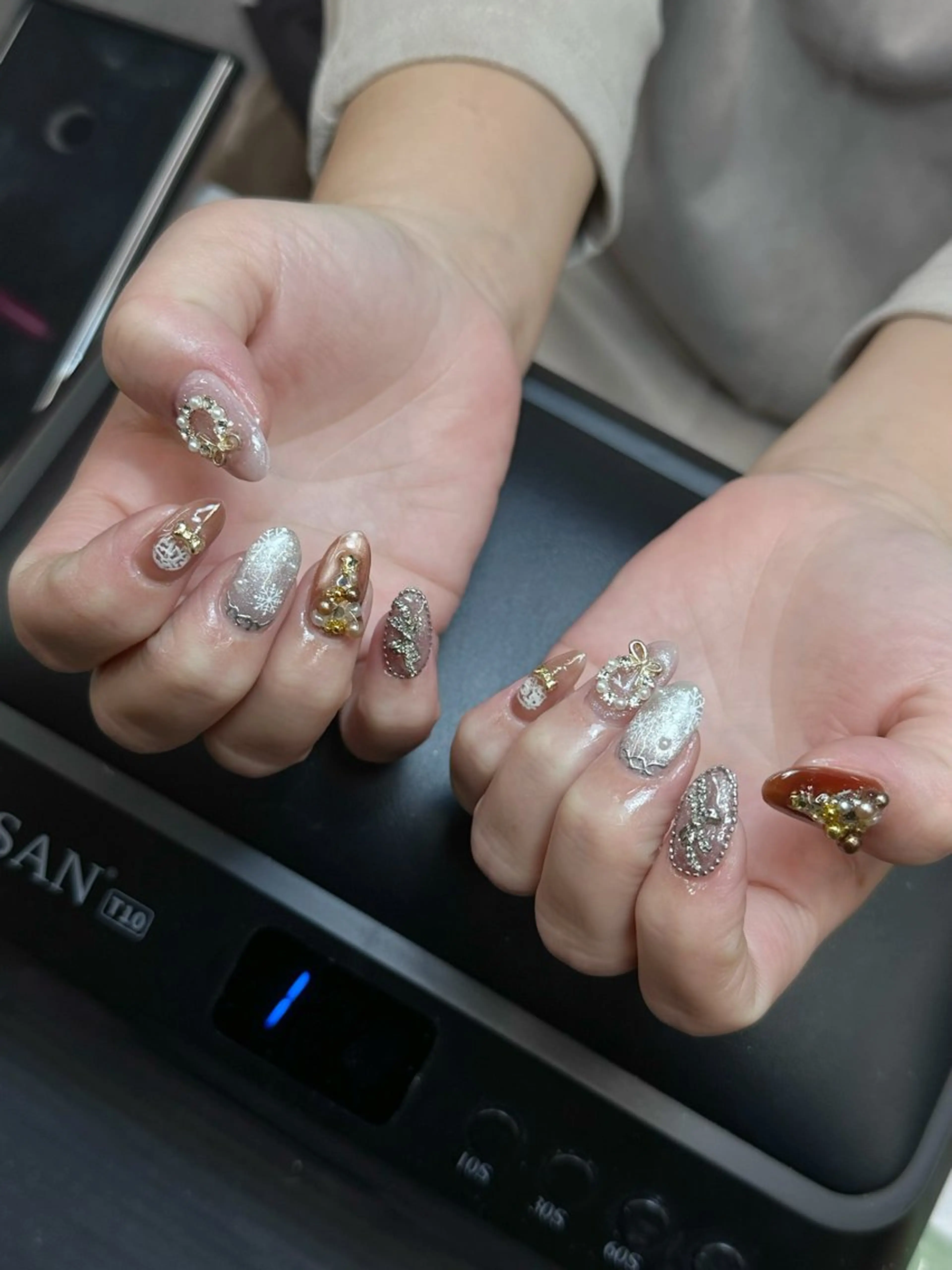 ネイル Iconic Nailのネイルデザイン