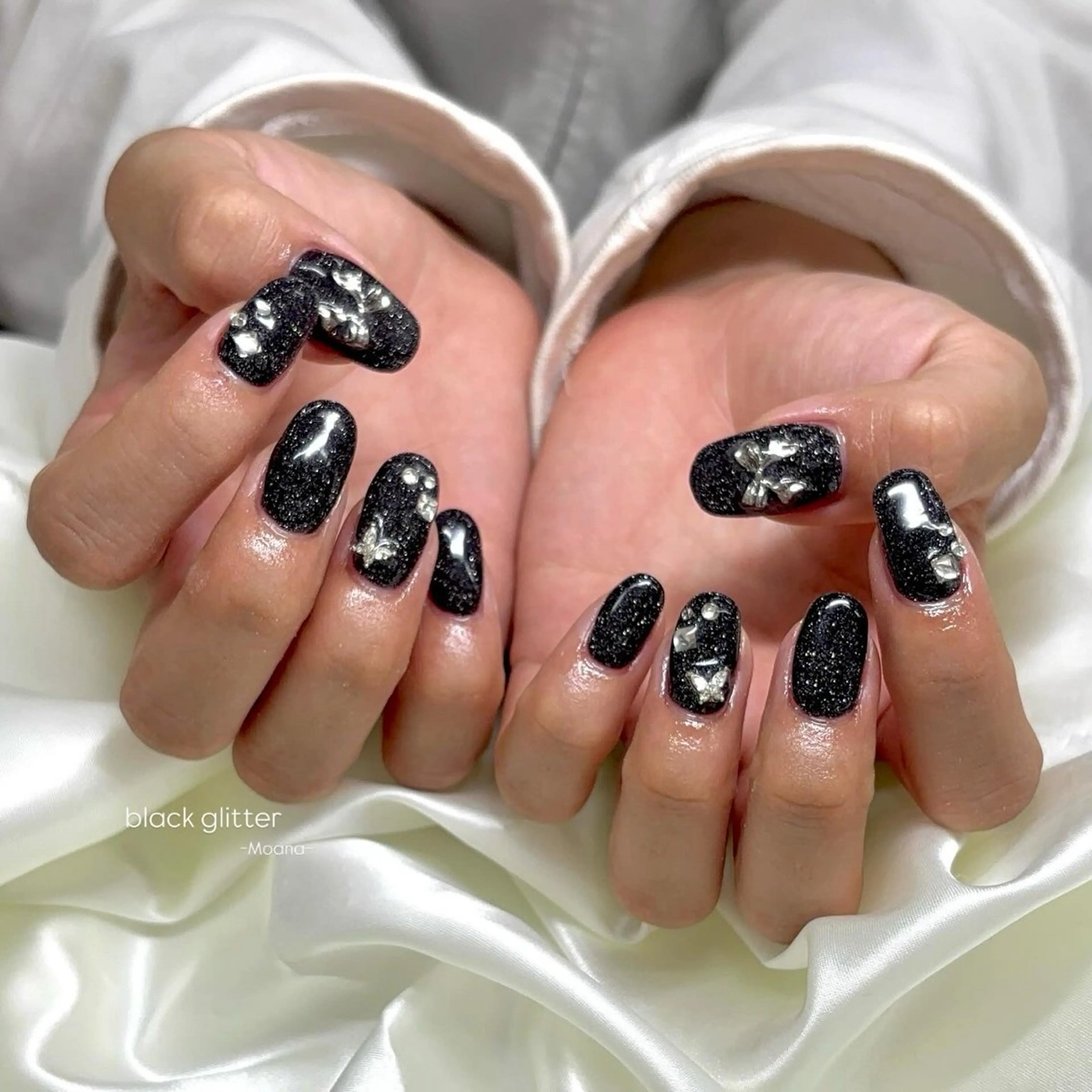 ネイル ラメ(グリッター) ワンカラーネイル リボン ストーンネイル ハンドネイル Moana nail Hiyoriのネイルデザイン