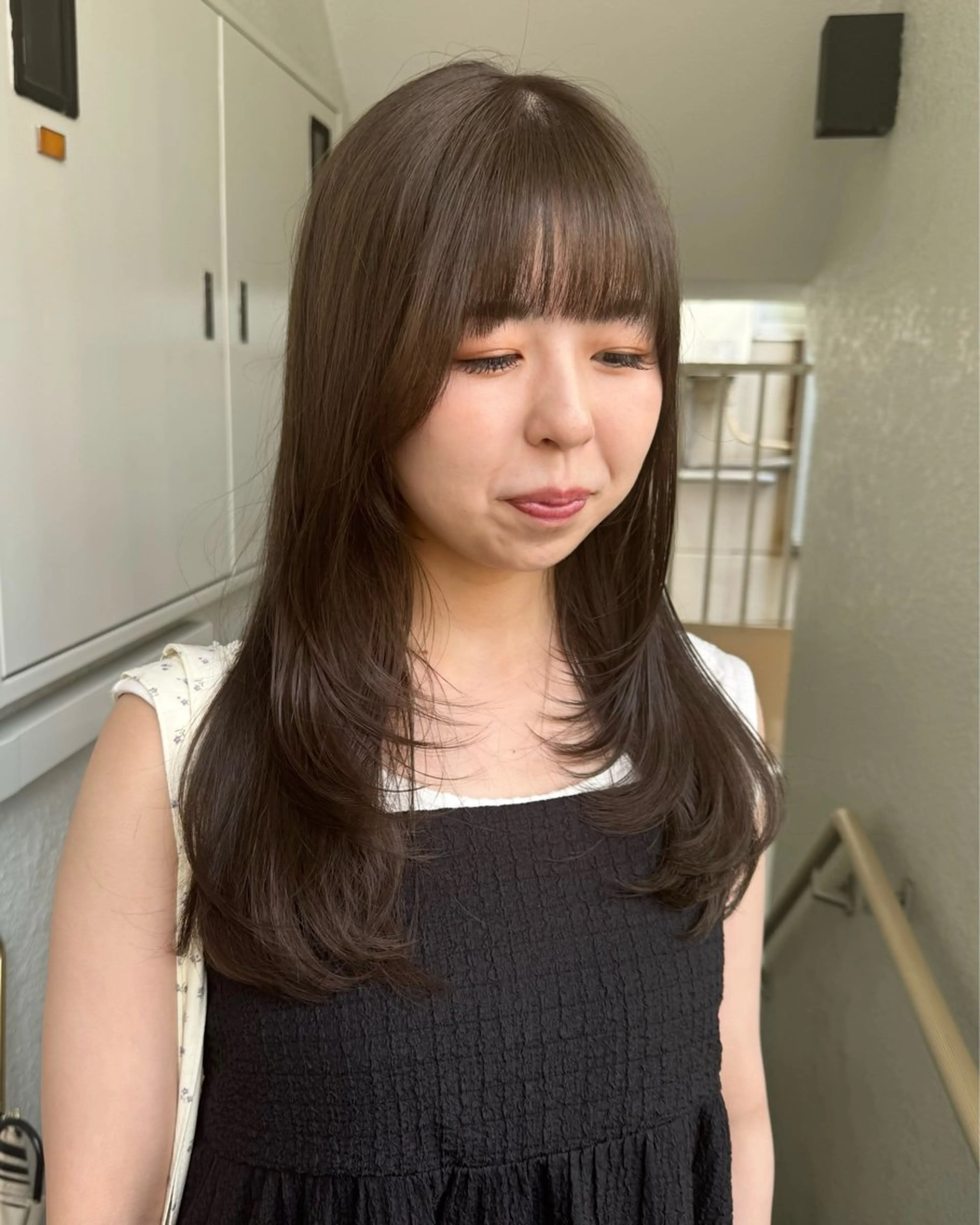 ロング カラー ベージュカラー 透明感カラー オリーブベージュ 透明感/レイヤーカッ ト/kirara🌼のヘアスタイル