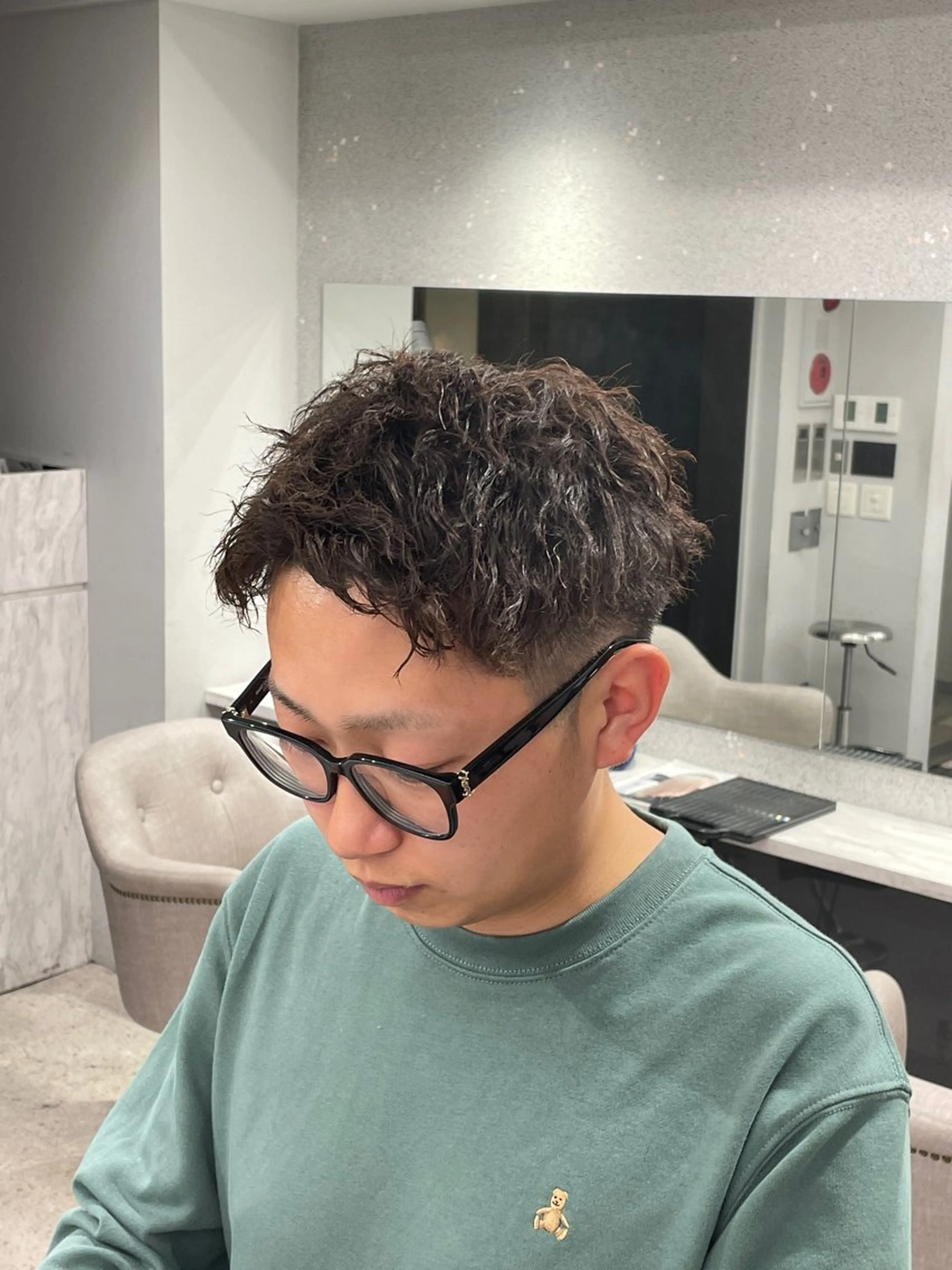 ショート パーマ メンズ メンズスタイリスト✨ 助川龍哉のヘアスタイル