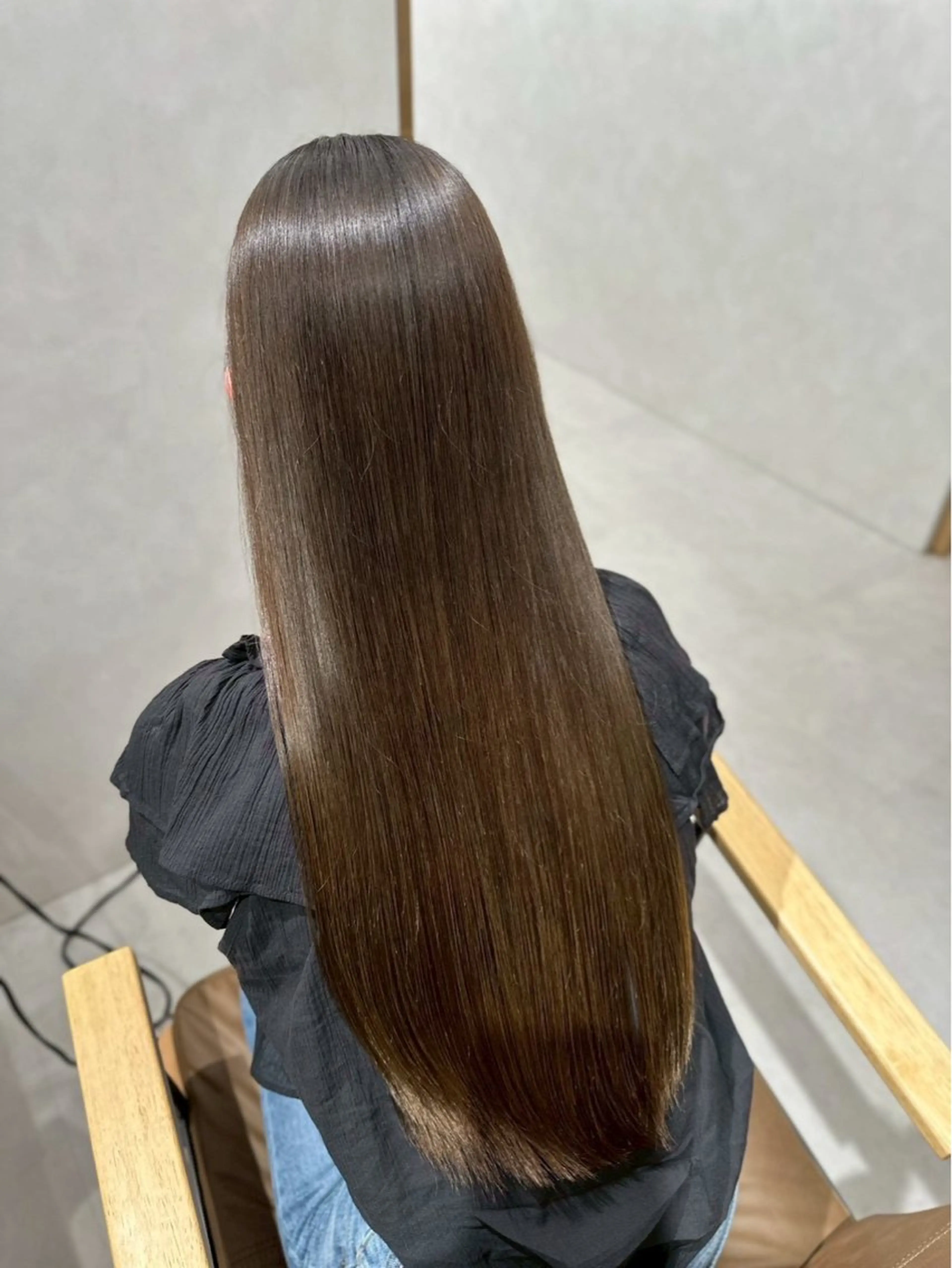 ロング カット 縮毛矯正 トリートメント SLASHスラッシュ 兵頭　裕のヘアスタイル