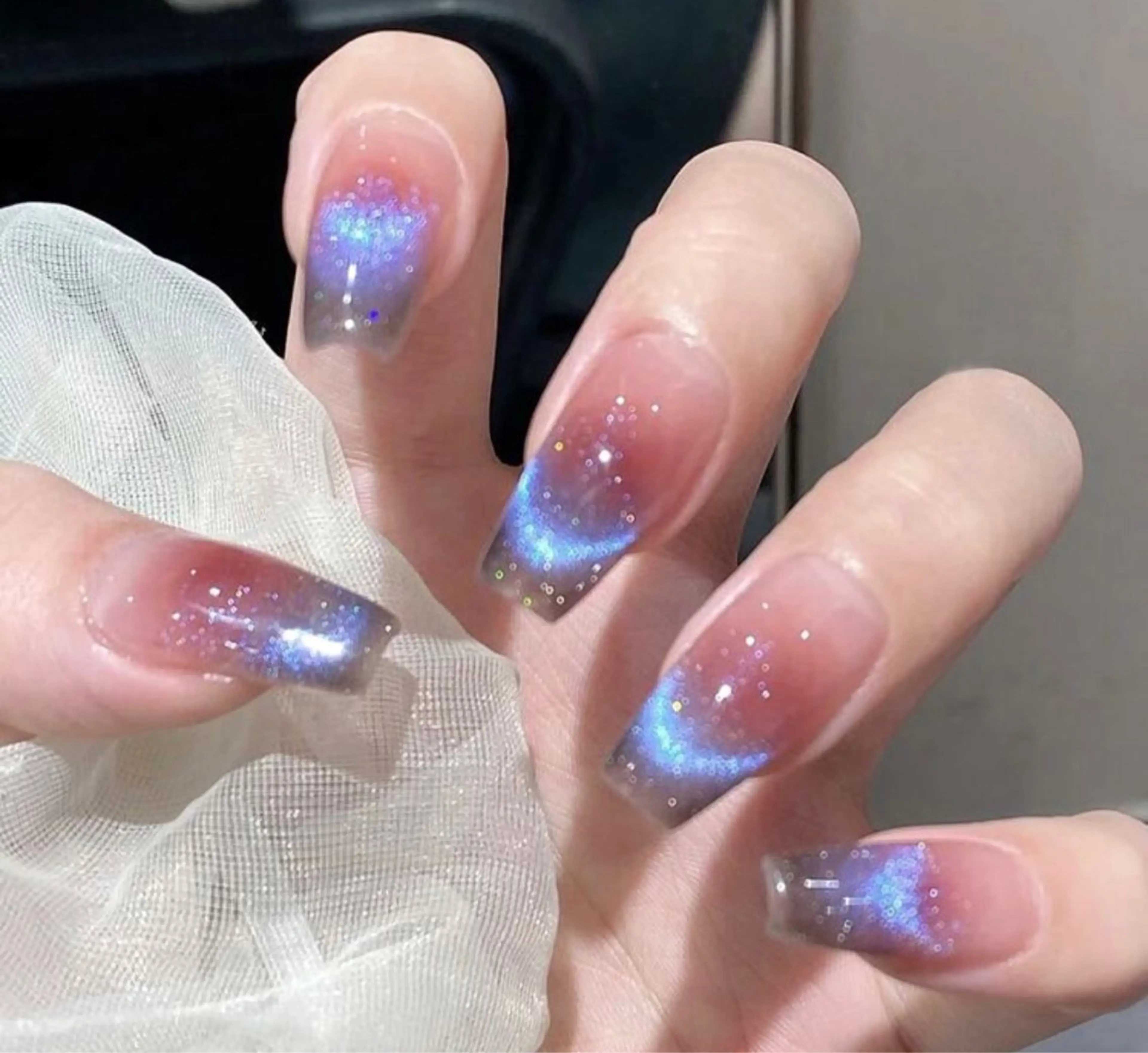 ネイル フレンチネイル マグネットネイル マグネットフレンチ 鈴木 愛のネイルデザイン