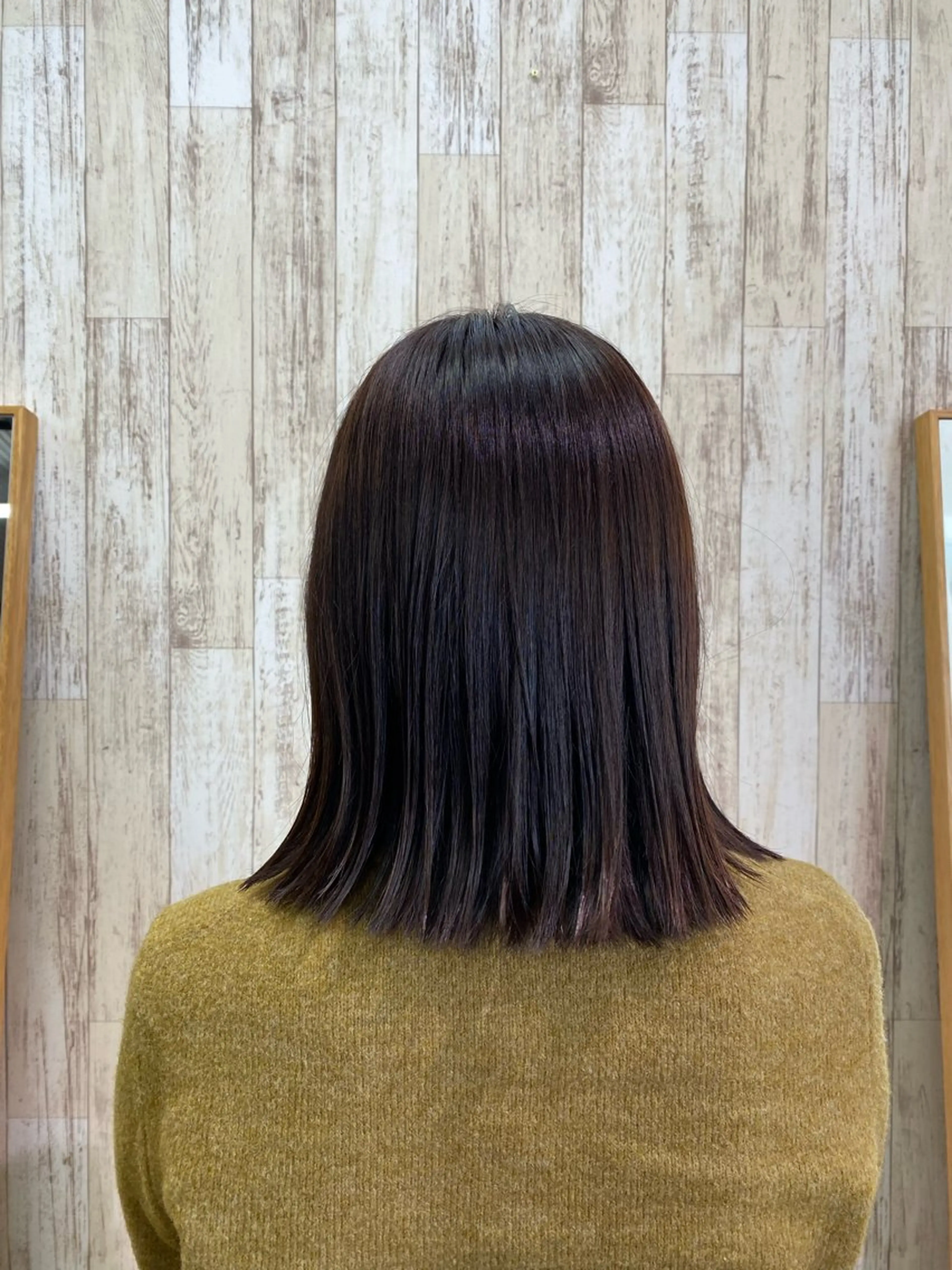 ミディアム ヘアカラー 佐藤 森夏のヘアスタイル