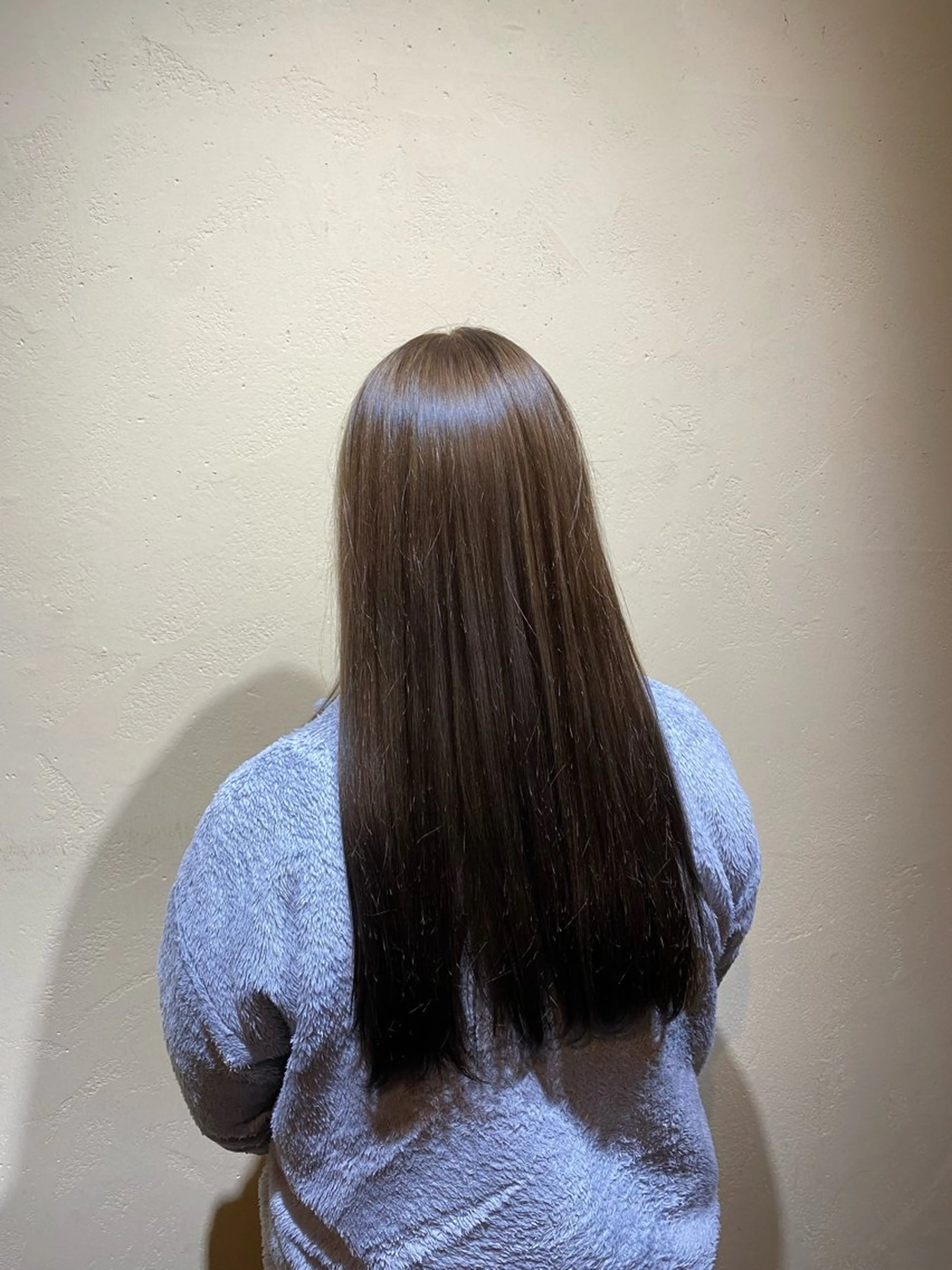 カラー アッシュ ベージュカラー ブリーチ 透明感カラー ブリーチなしカラー ヘアカラー saya （サヤ）のヘアスタイル