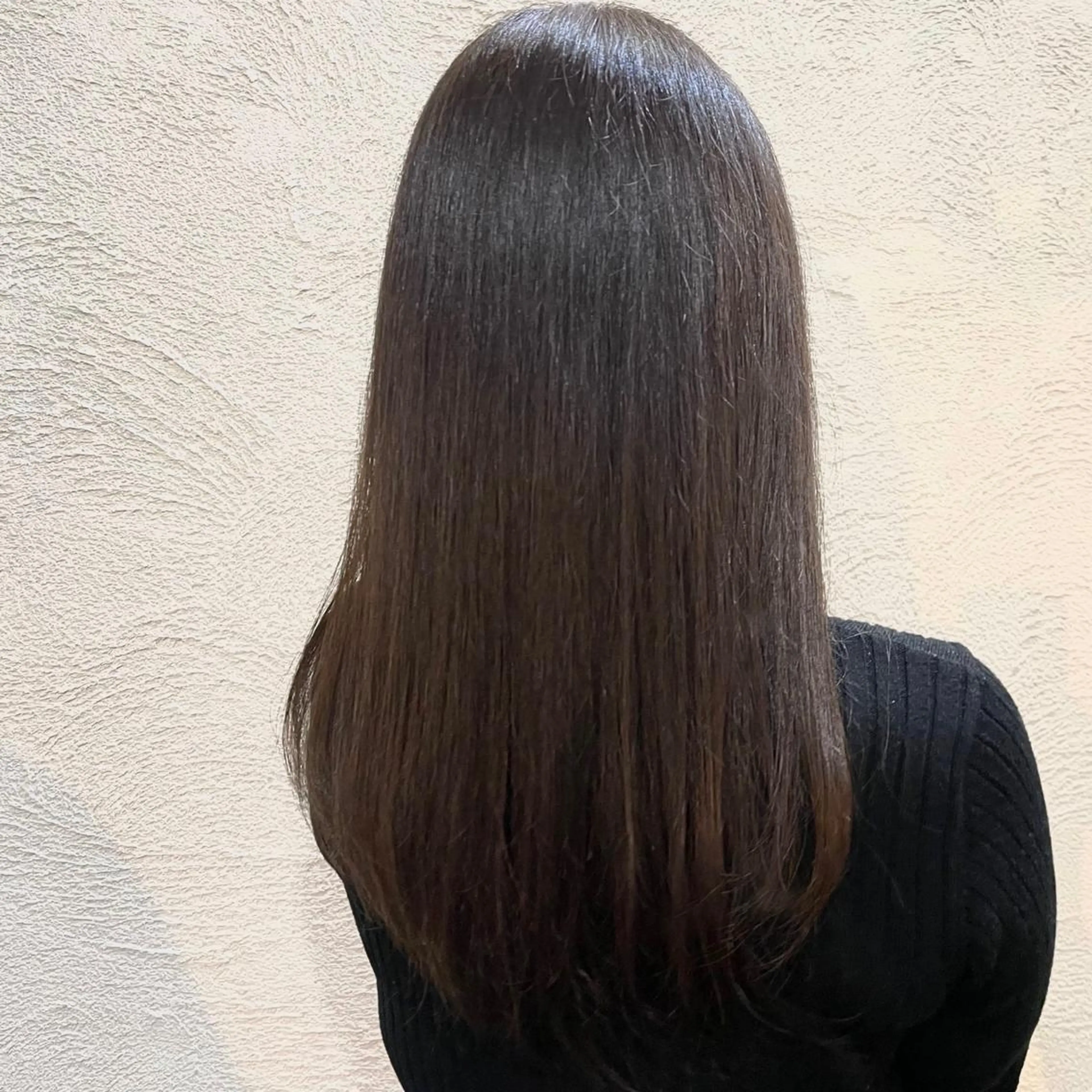 ロング カラー グレージュ オリーブグレージュ オリーブグレー hair room nico所属・箱守 さやかのヘアスタイル