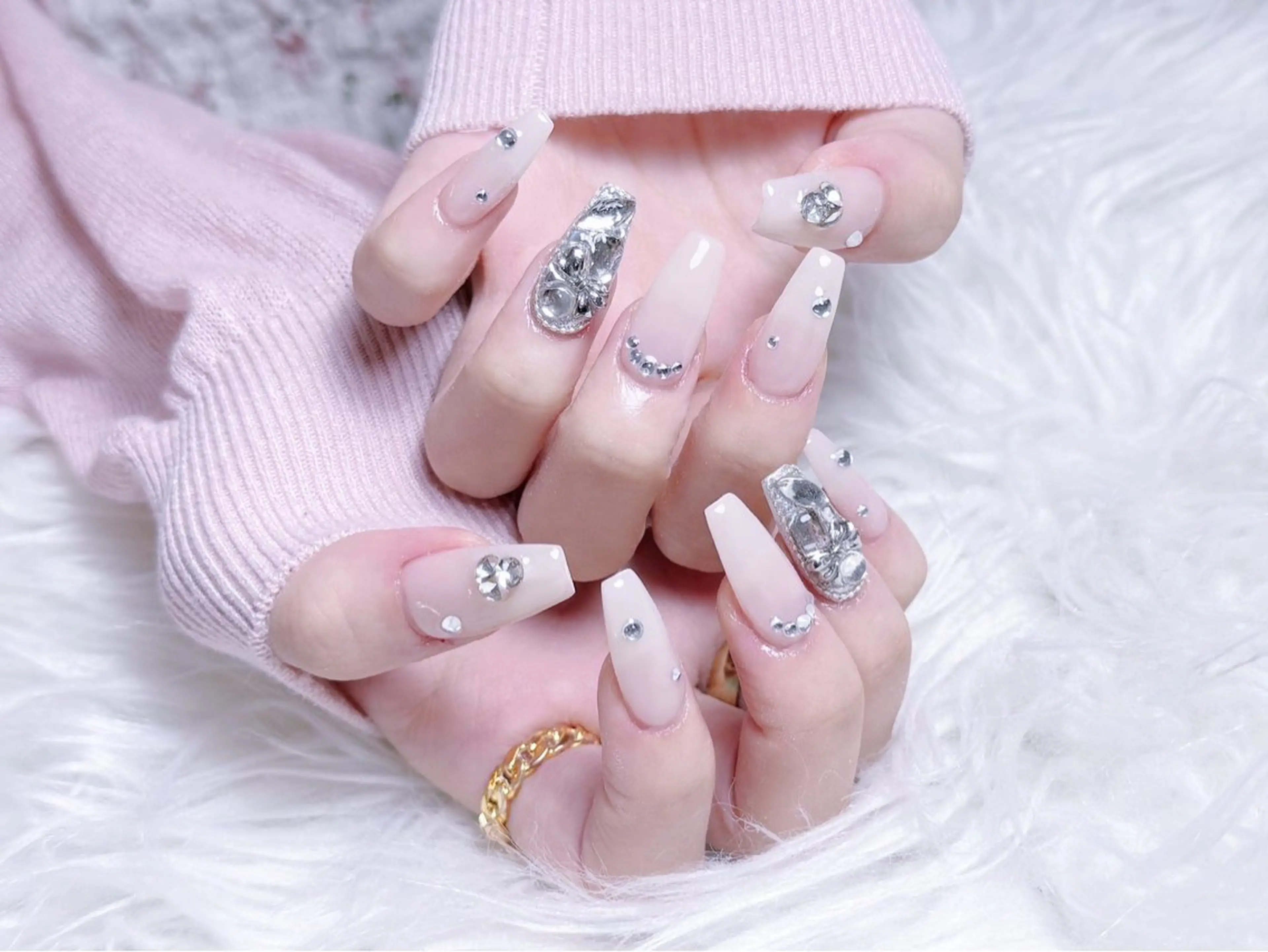ネイル チークネイル 長さ出し フラワーネイル フレンチネイル ガーリー ハンドネイル ハンドケア NEW NAIL 池袋のネイルデザイン